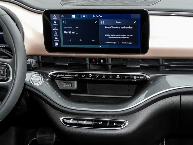 Fiat 500e view 7