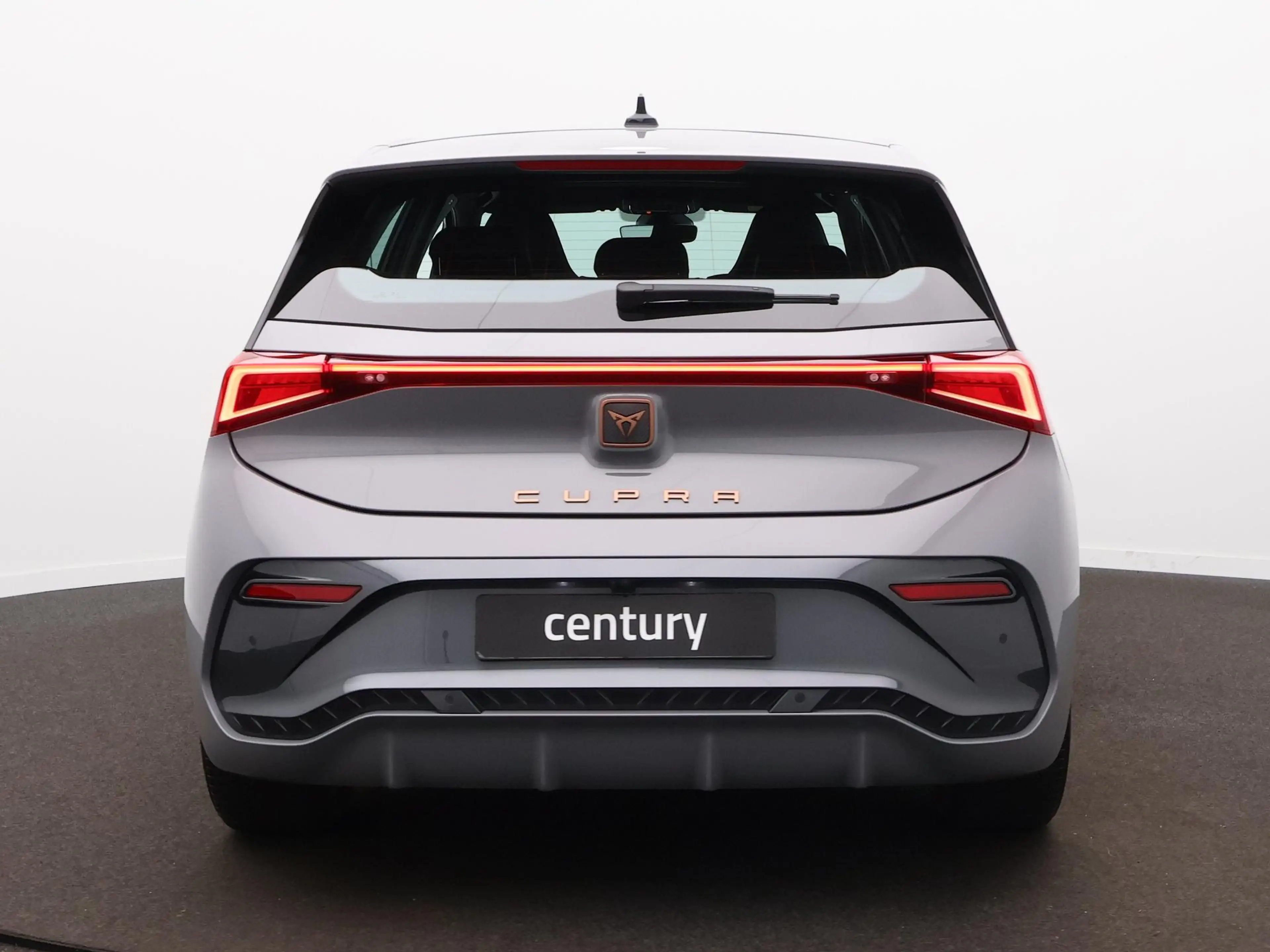 CUPRA Born Edition 62 kWh Car-Play / Camera / Clima — photo 6