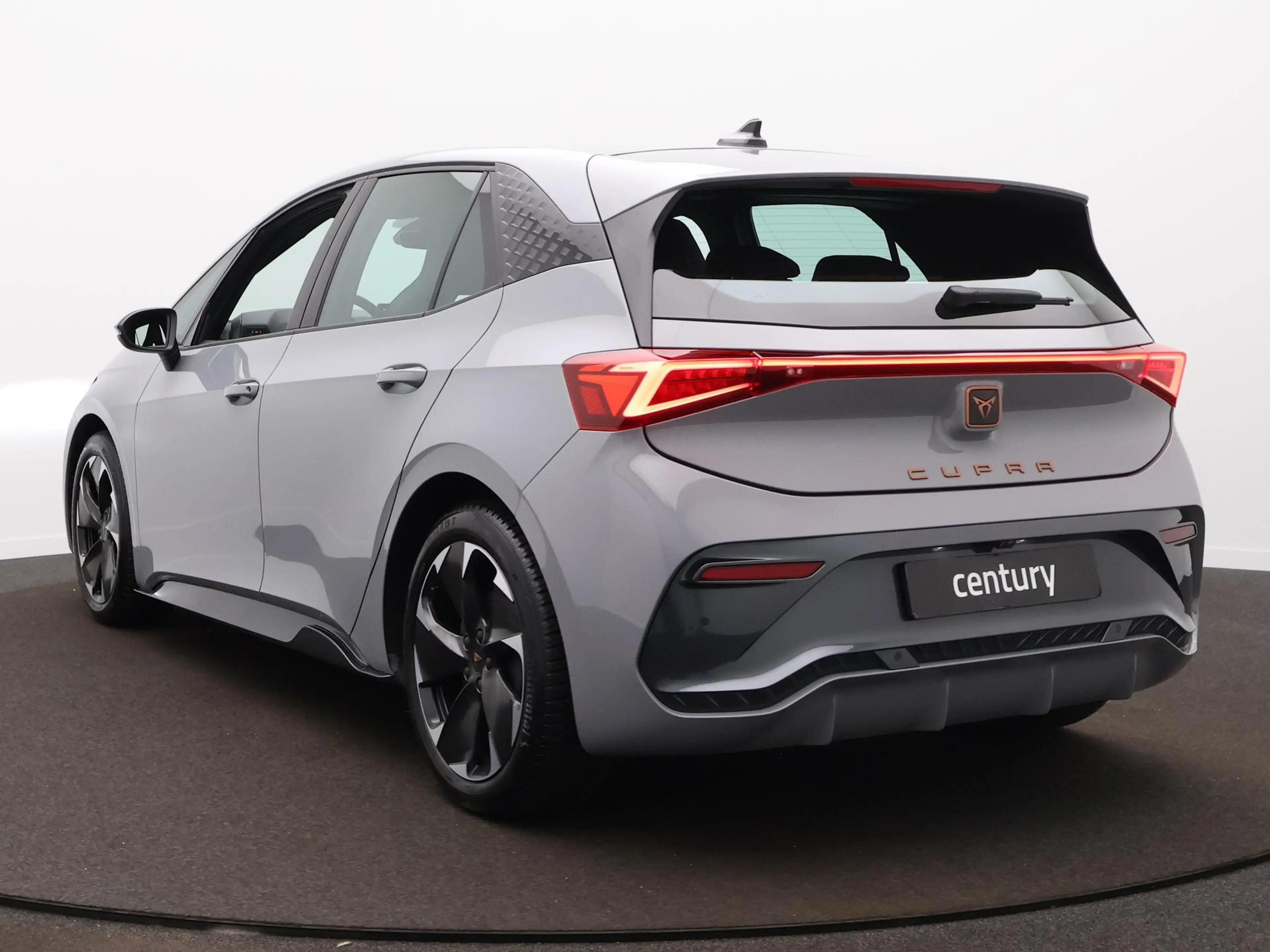 CUPRA Born Edition 62 kWh Car-Play / Camera / Clima — photo 7
