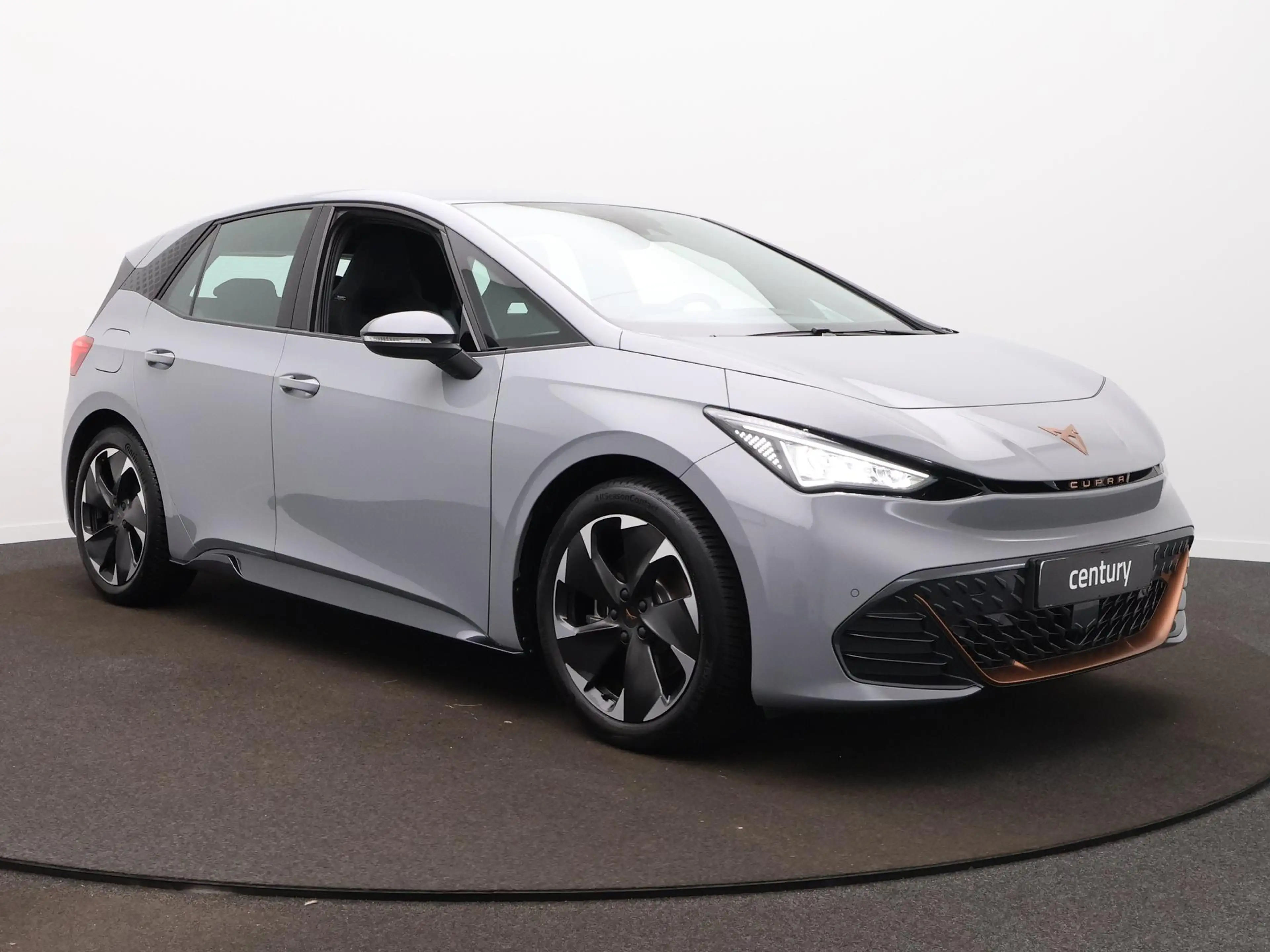 CUPRA Born Edition 62 kWh Car-Play / Camera / Clima — photo 3