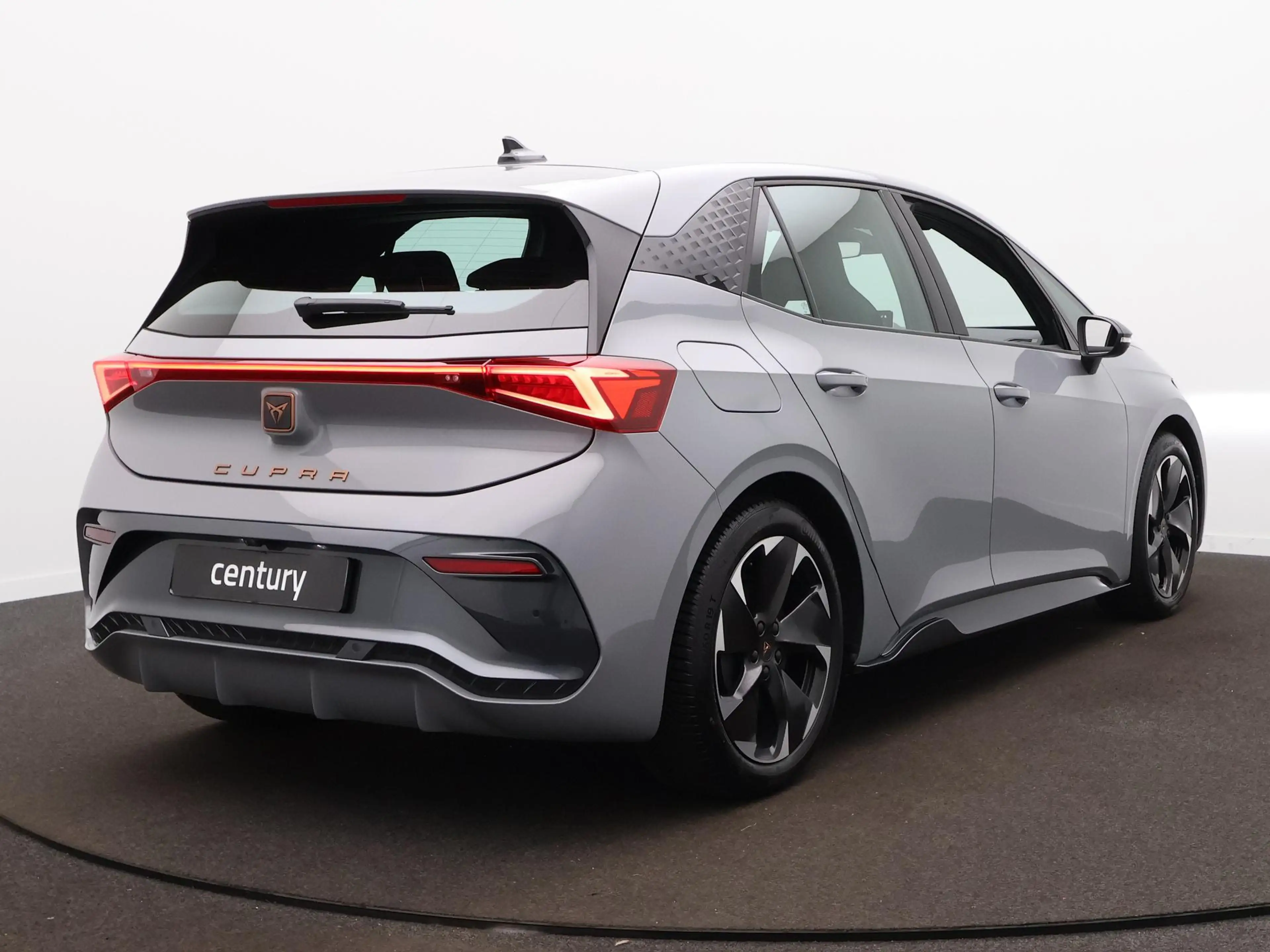 CUPRA Born Edition 62 kWh Car-Play / Camera / Clima — photo 5