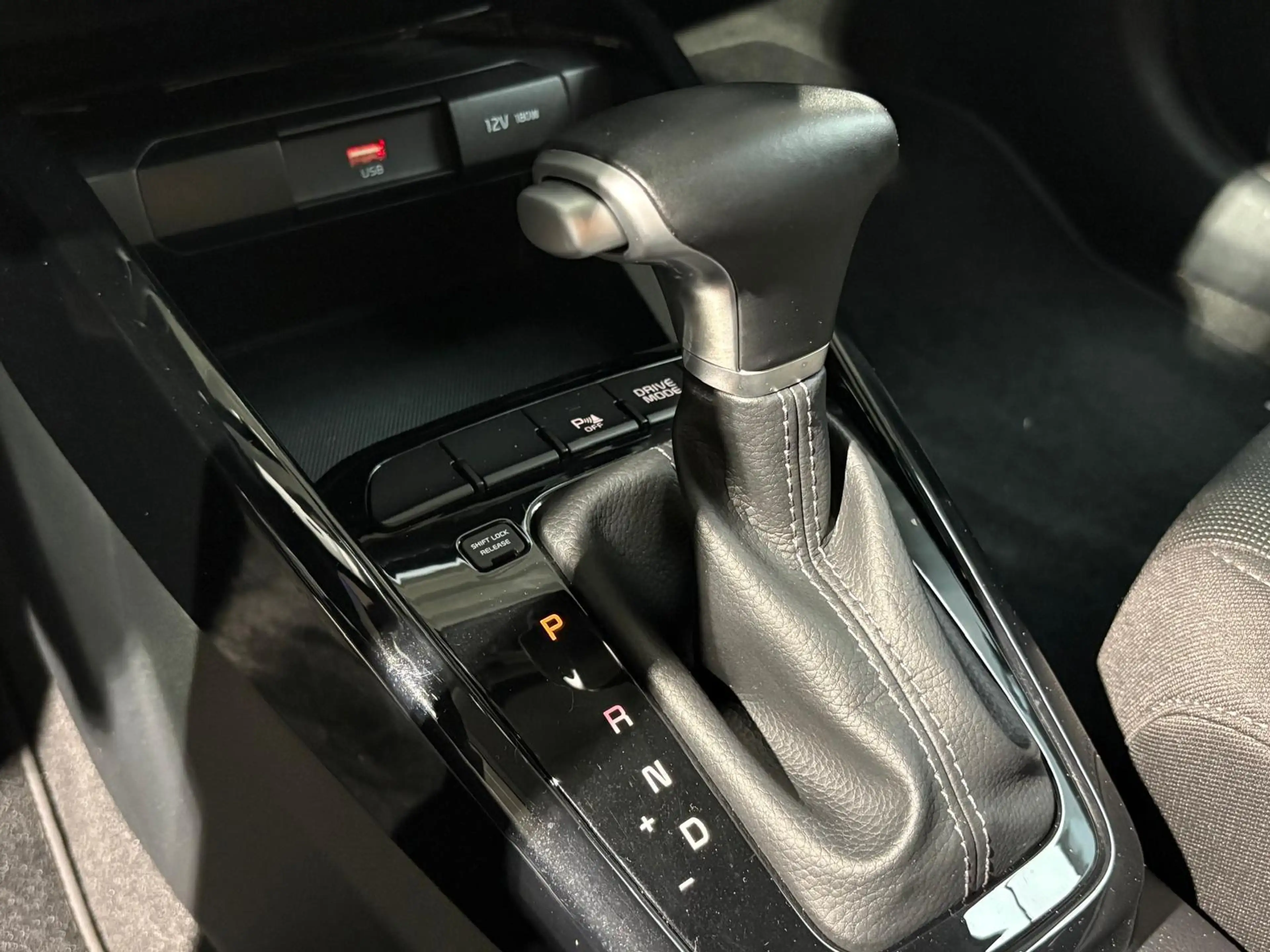 Kia Rio 1.0 T-GDi MHEV DynamicPlusLine | Navigatie | Camer — photo 19