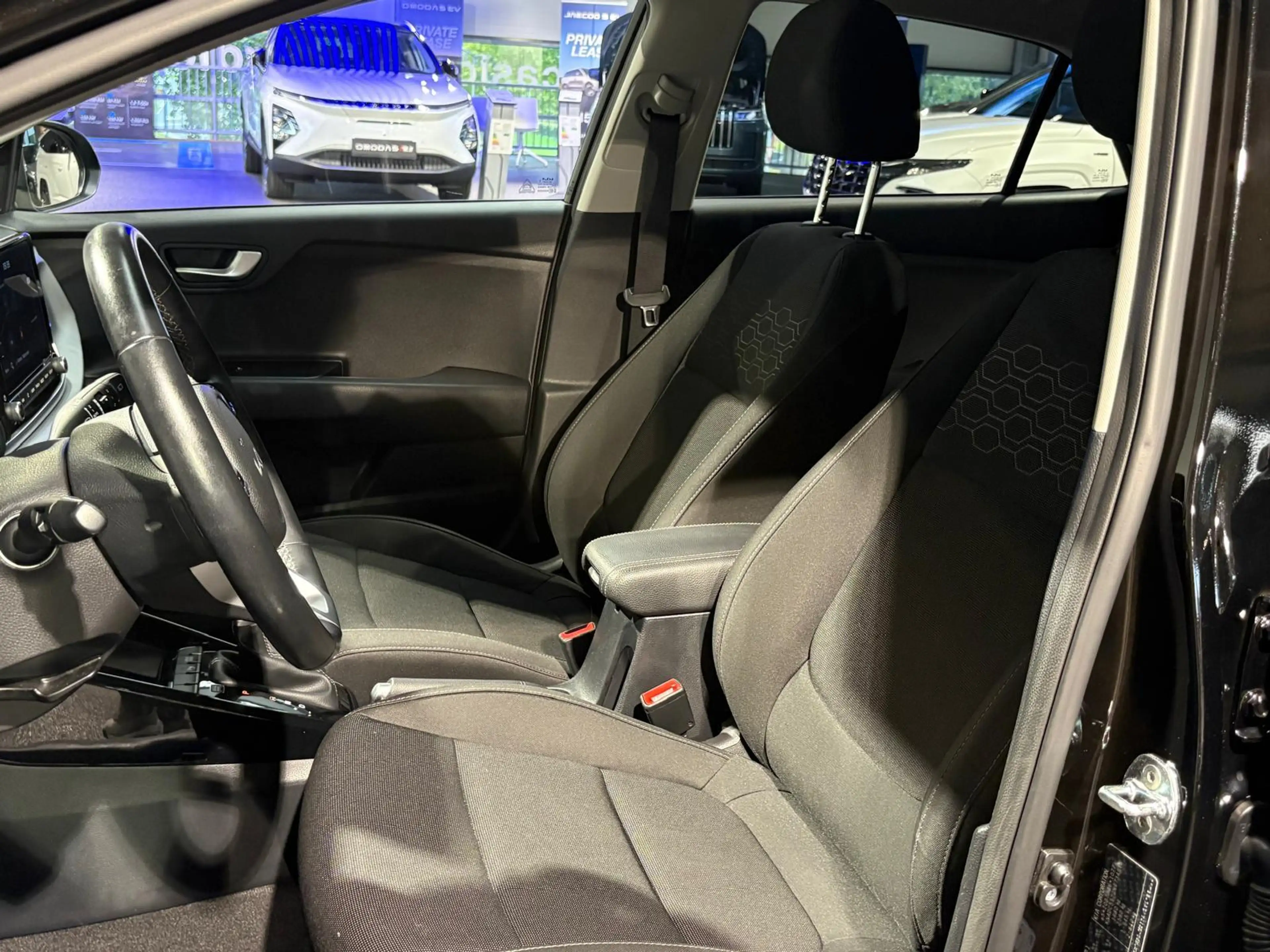 Kia Rio 1.0 T-GDi MHEV DynamicPlusLine | Navigatie | Camer — photo 5