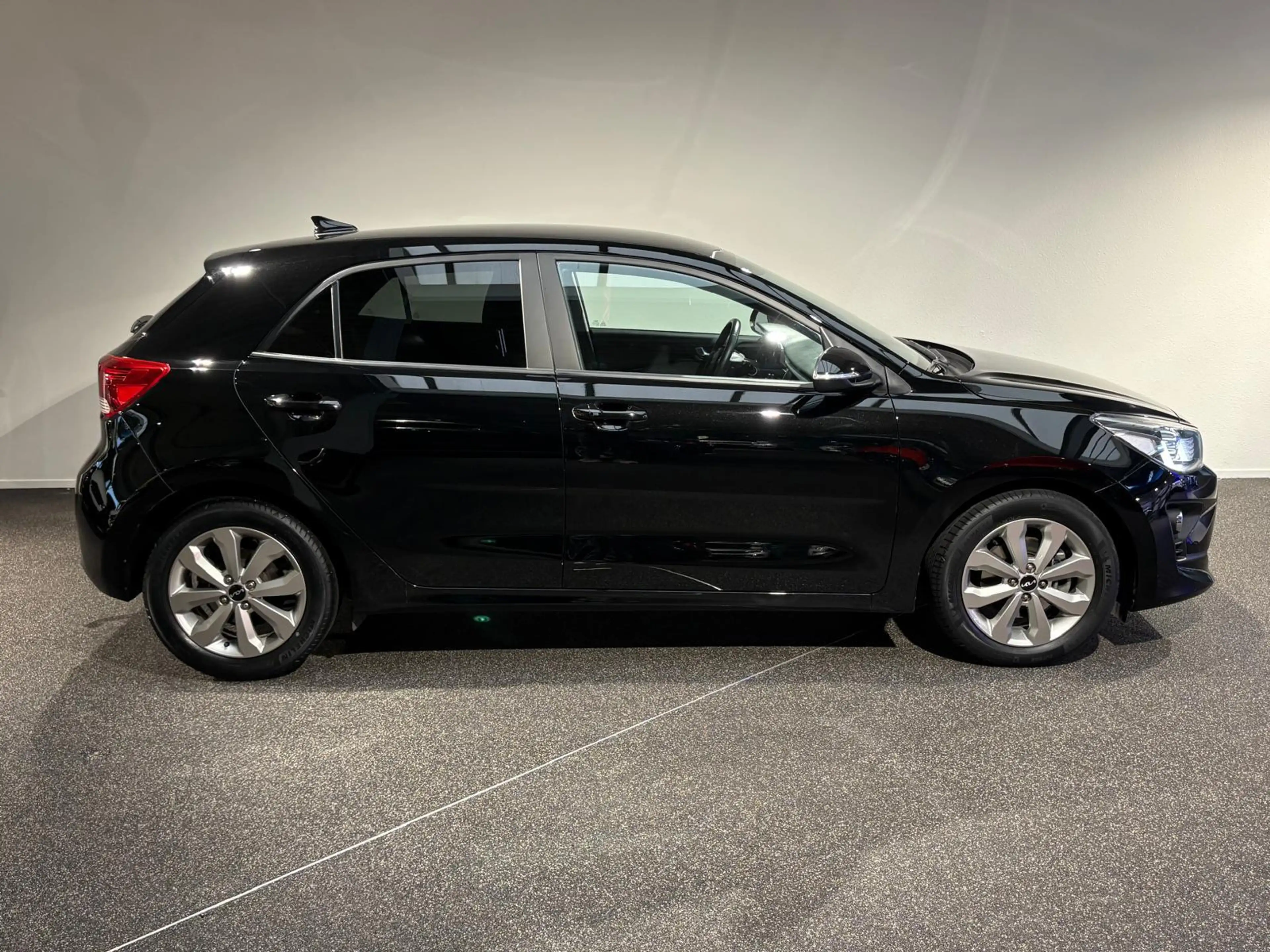 Kia Rio 1.0 T-GDi MHEV DynamicPlusLine | Navigatie | Camer — photo 13