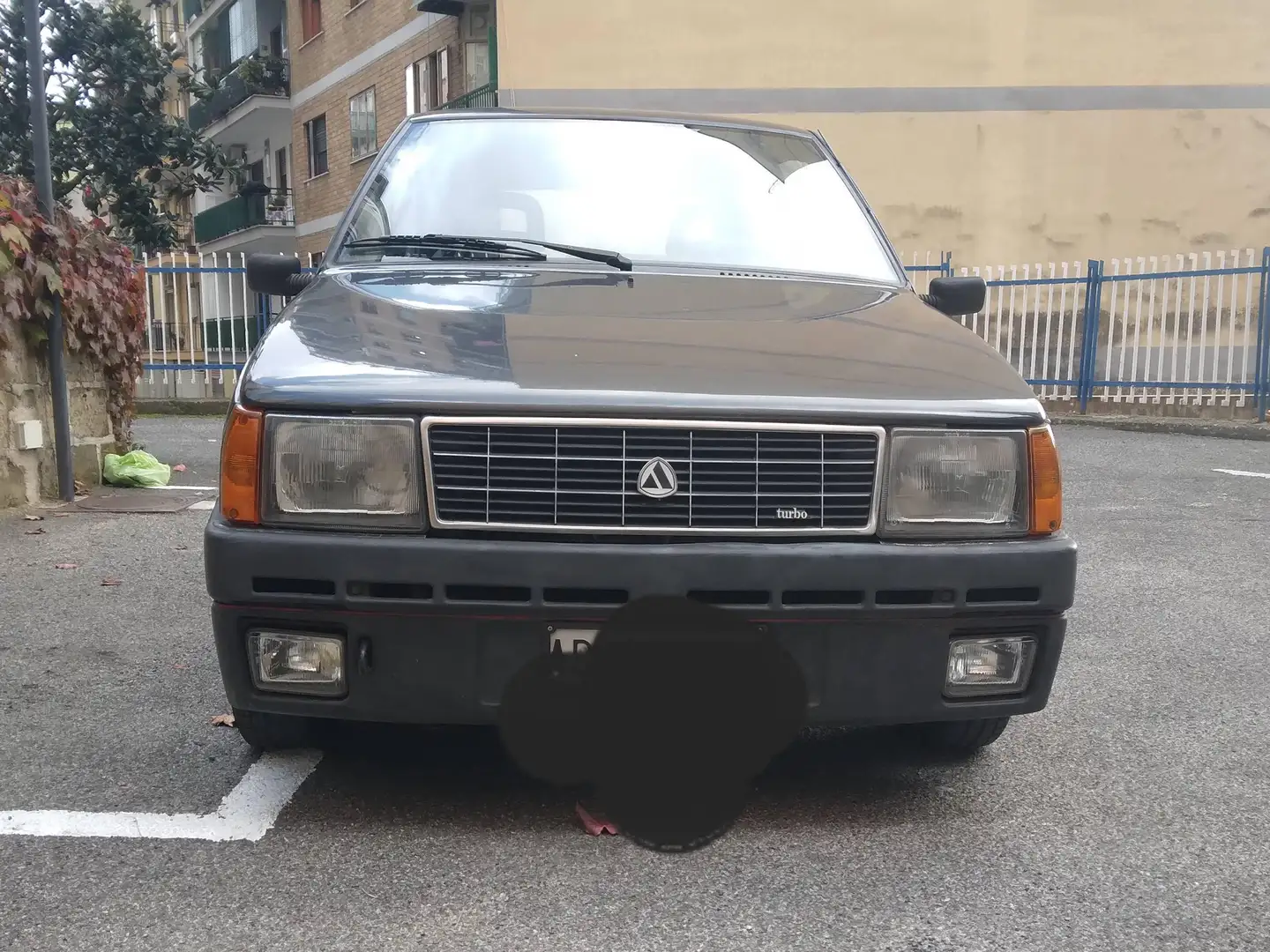 Autobianchi Y10 Y10 1.1 turbo Schwarz - 1