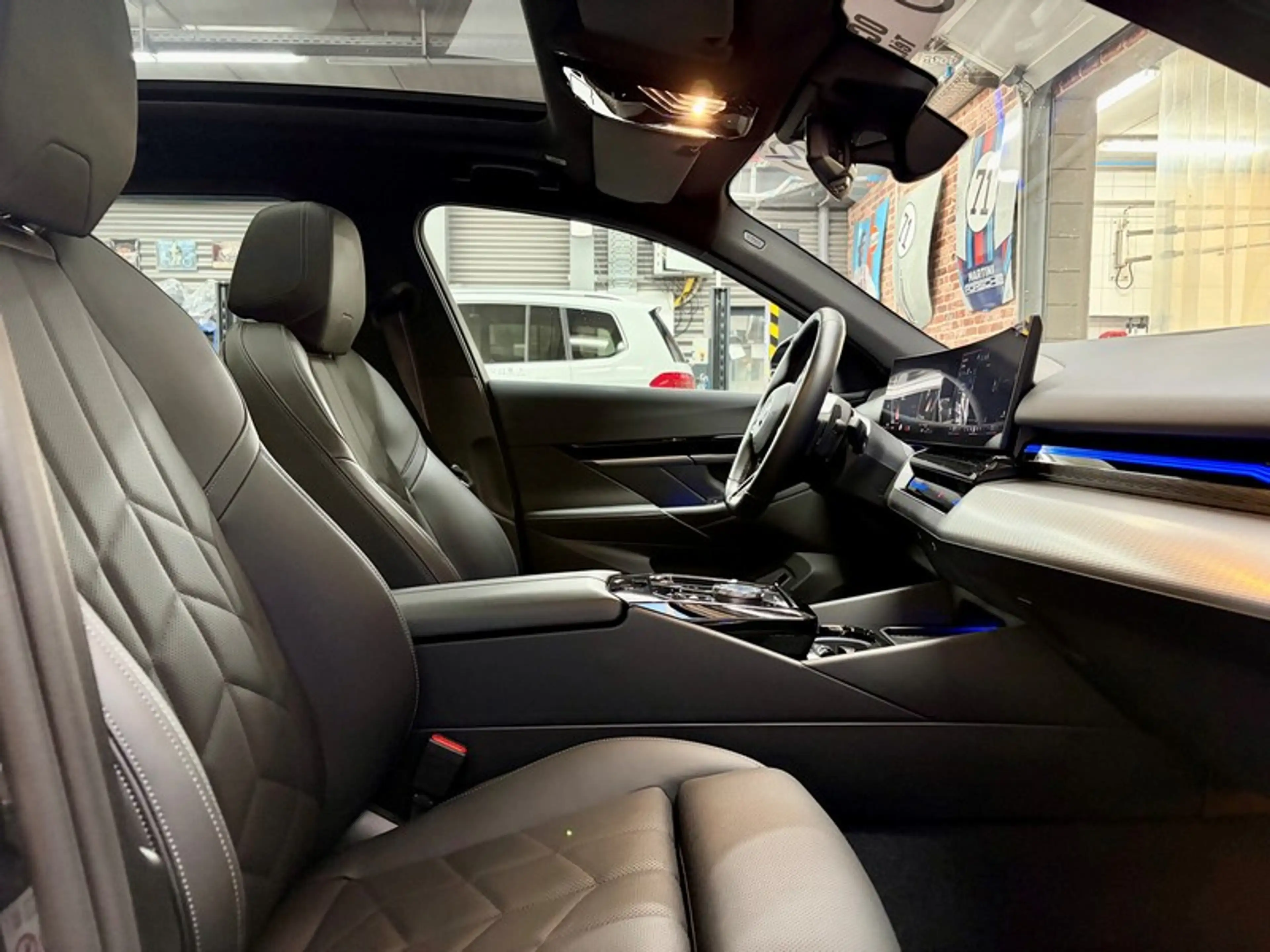 BMW 540 540dA Touring 3.0 303cv Auto xDrive M-SPORT PRO — photo 8