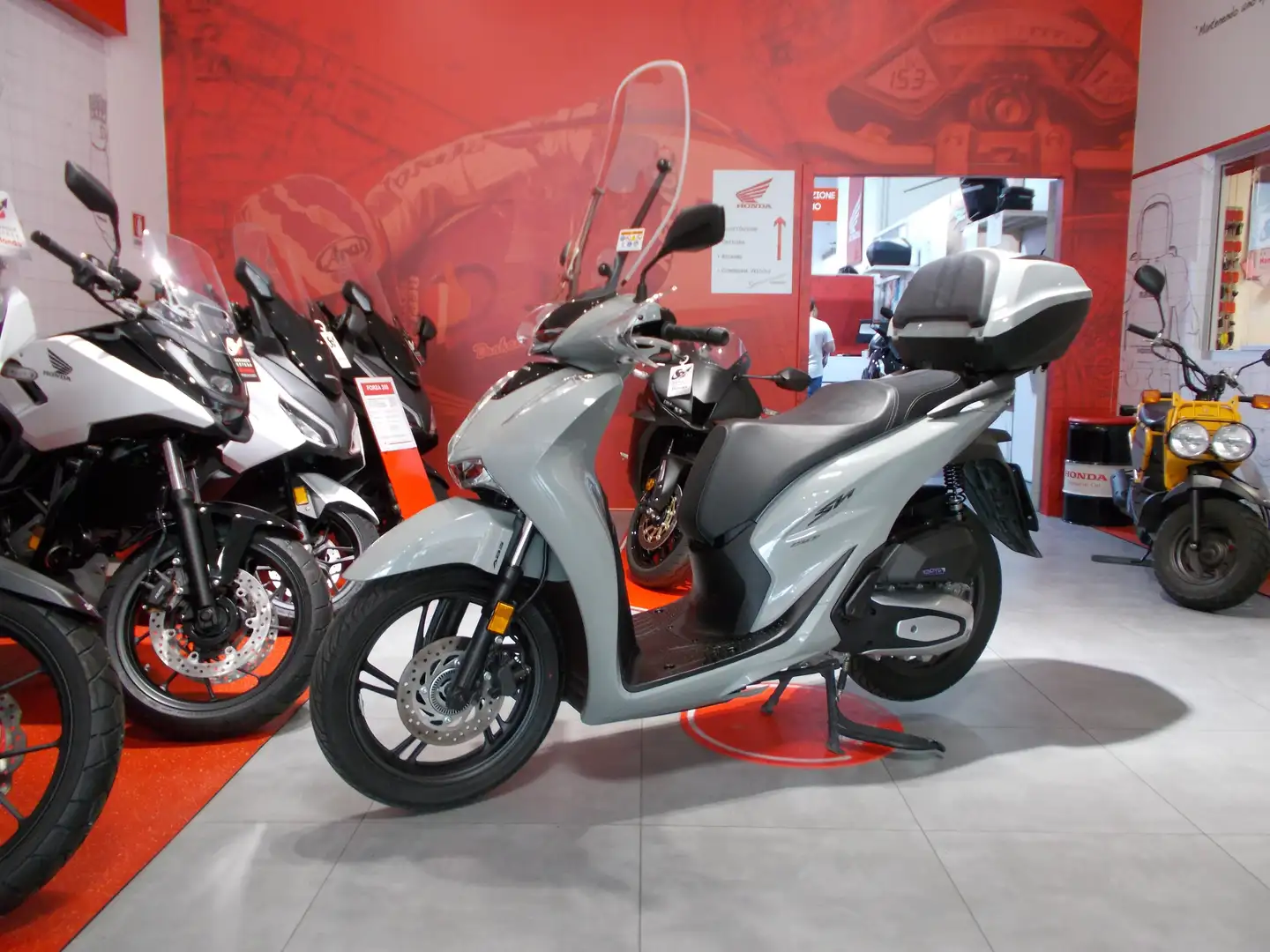 Honda SH 150i Grigio - 1