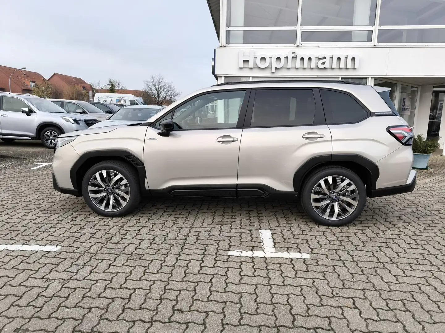 Subaru Forester 2.0ie AWD Aut. Platinum/ACC/Pano/Leder Beige - 2