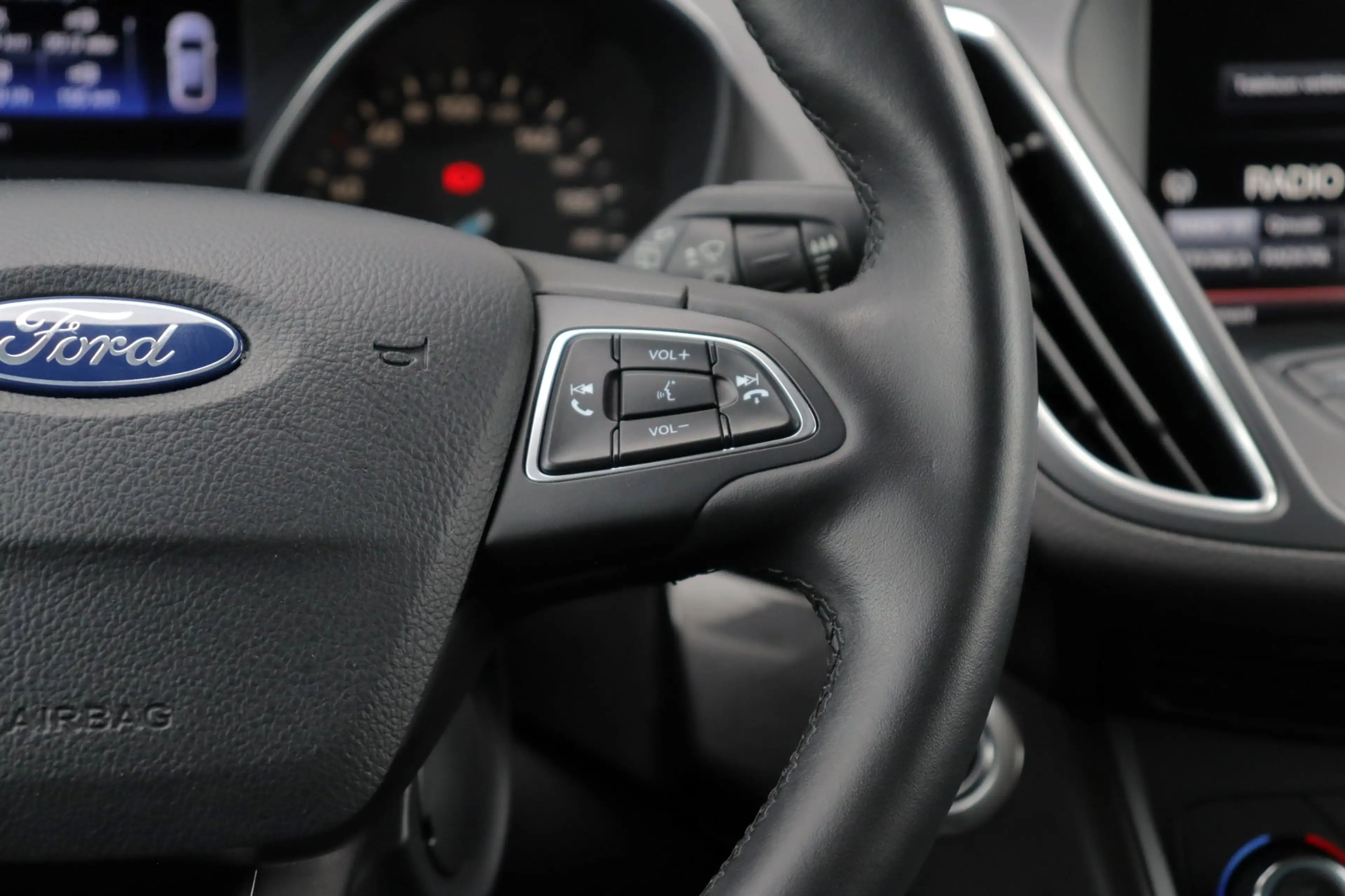 Ford C-Max 1.0 Titanium | Volledig Onderhouden | Riem Vervang — photo 12