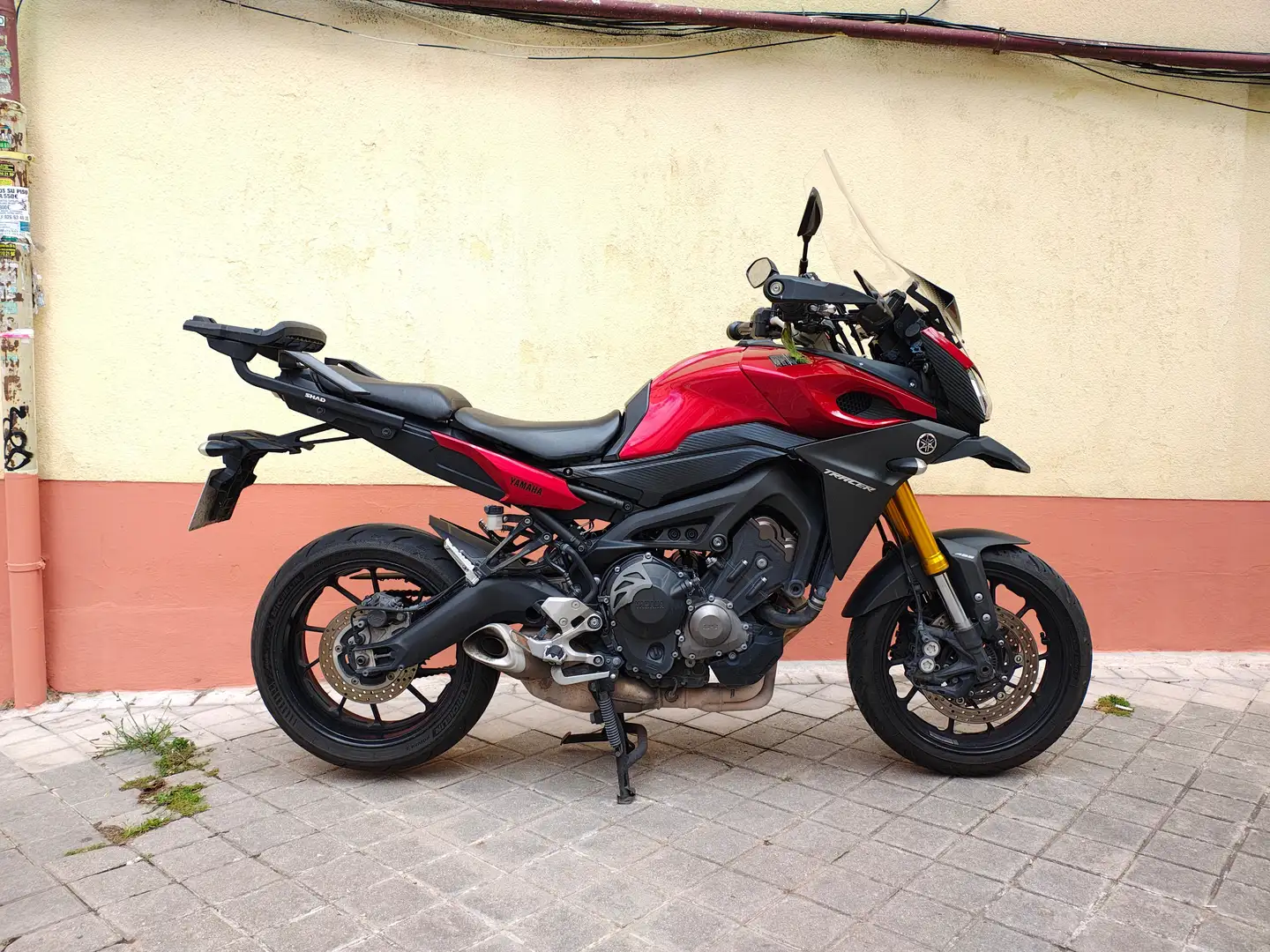 Yamaha Tracer 9 Rojo - 2