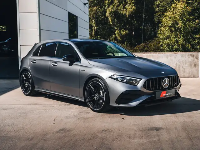 Mercedes-Benz A 35 AMG Mountain Grey Magno / Burmester / Pano / Night II