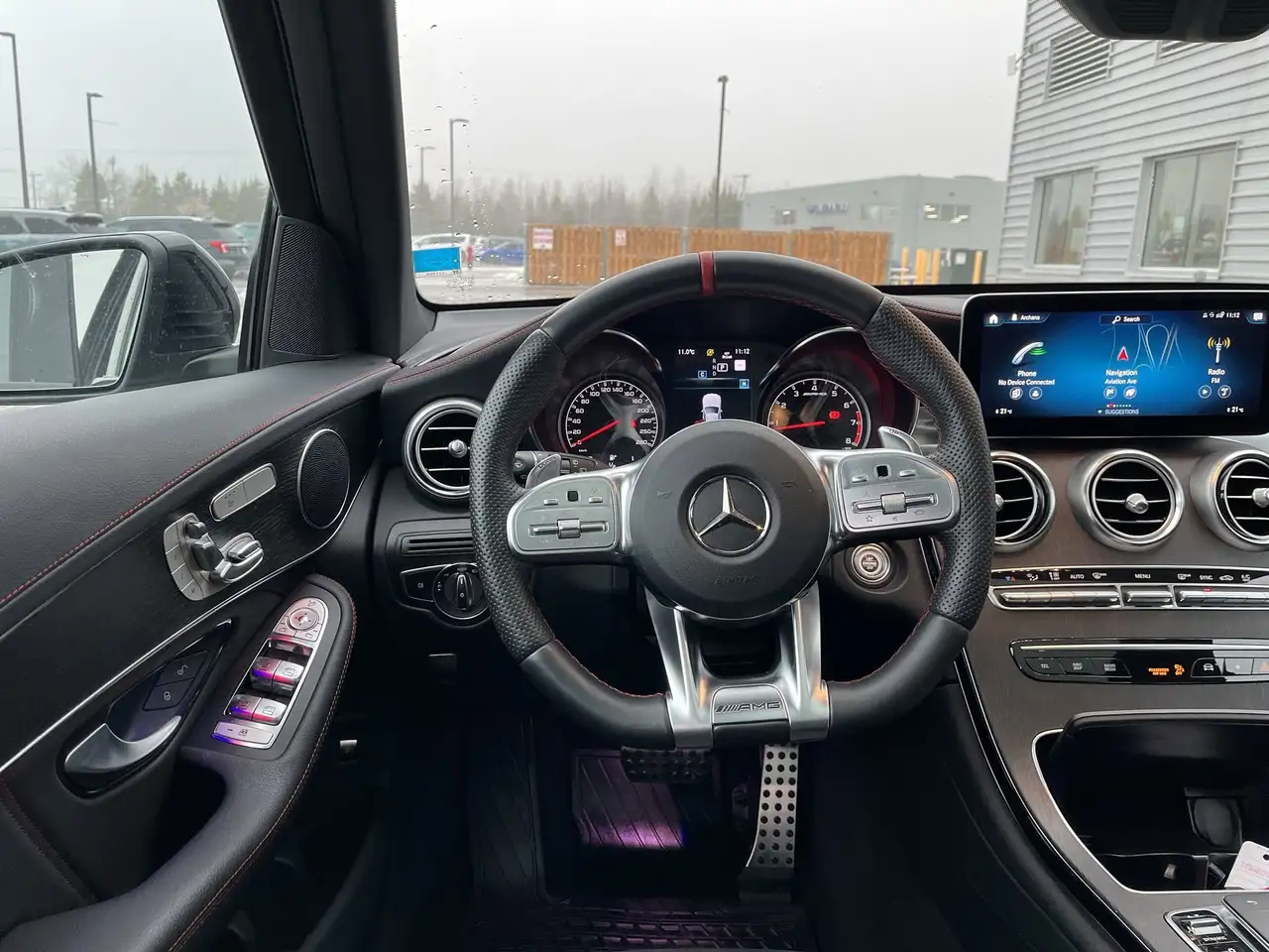 Mercedes-Benz GLC снимка Mercedes-Benz GLC