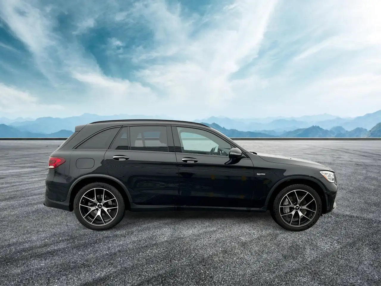 Mercedes-Benz GLC снимка Mercedes-Benz GLC