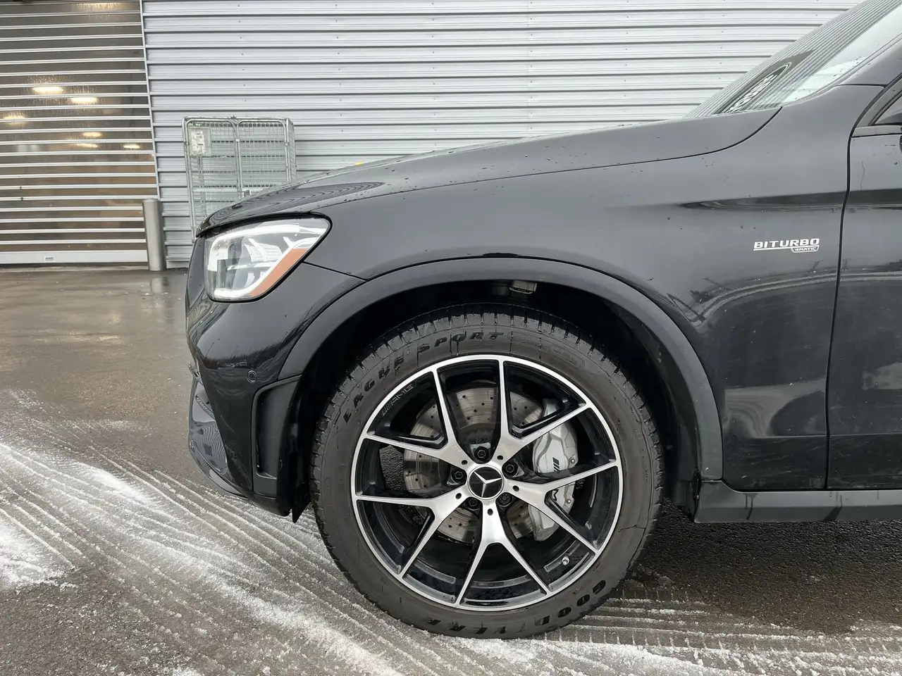 Mercedes-Benz GLC снимка Mercedes-Benz GLC