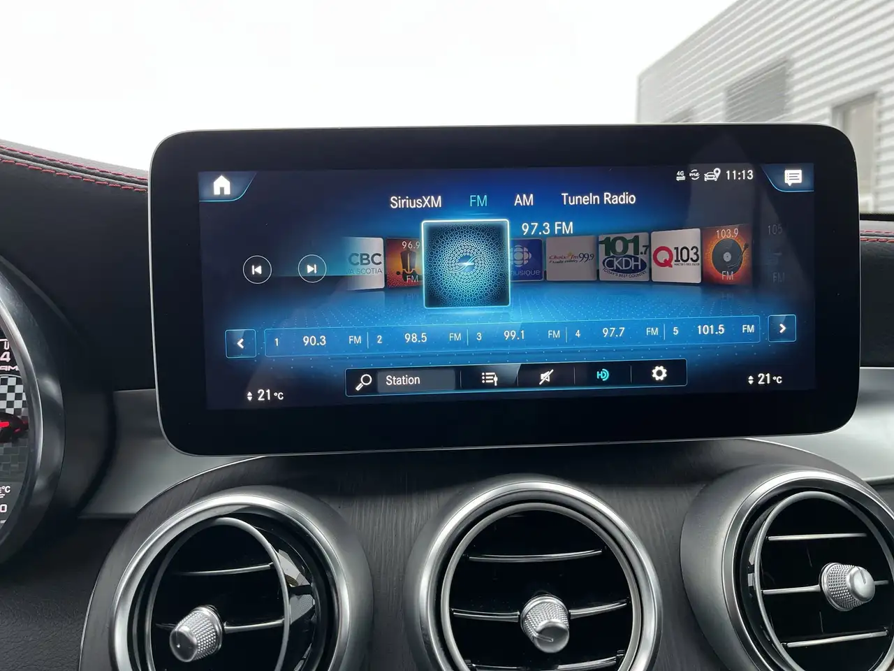 Mercedes-Benz GLC снимка Mercedes-Benz GLC