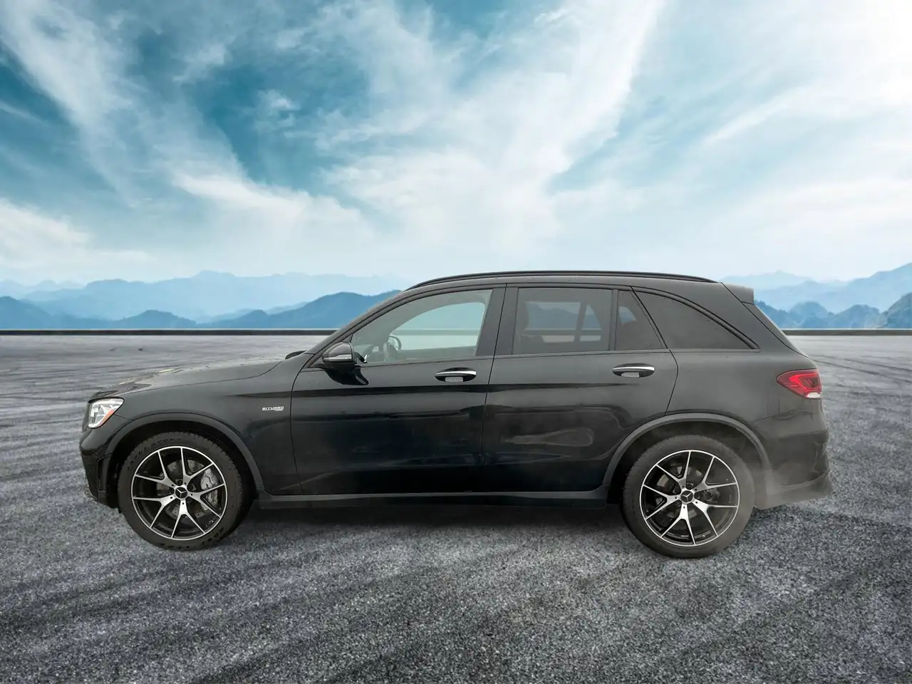 Mercedes-Benz GLC снимка Mercedes-Benz GLC