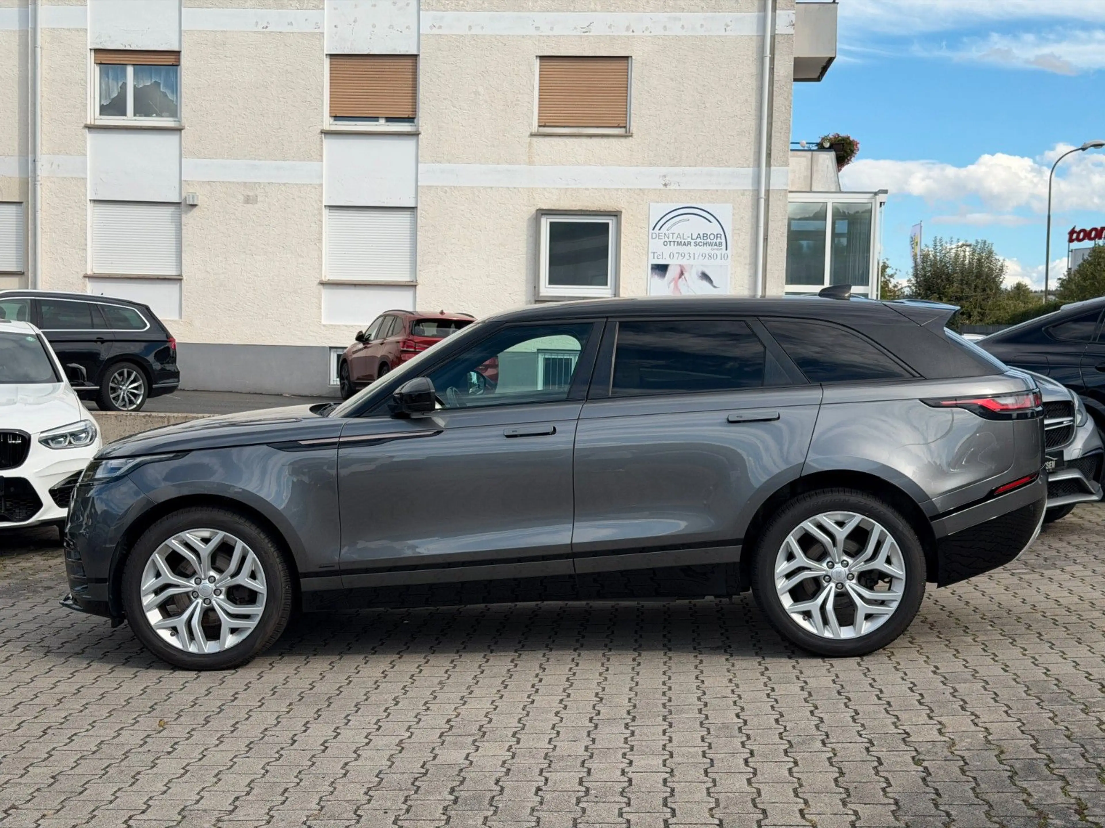 Land Rover Range Rover Velar R-Dynamic/LED/Meridian/CarPlay — photo 5