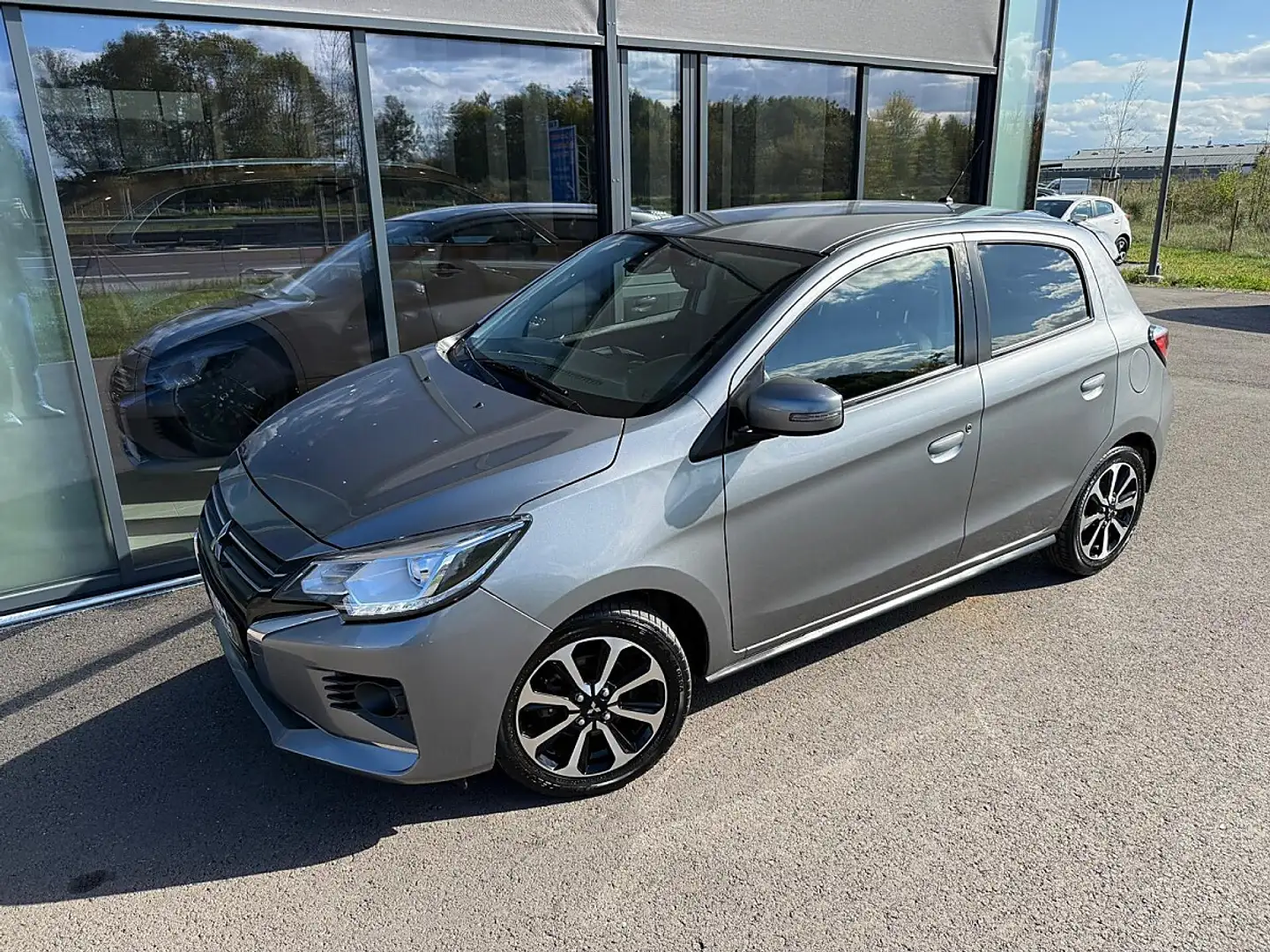 Mitsubishi Space Star 1,2 MIVEC Diamond AS&G Grau - 2