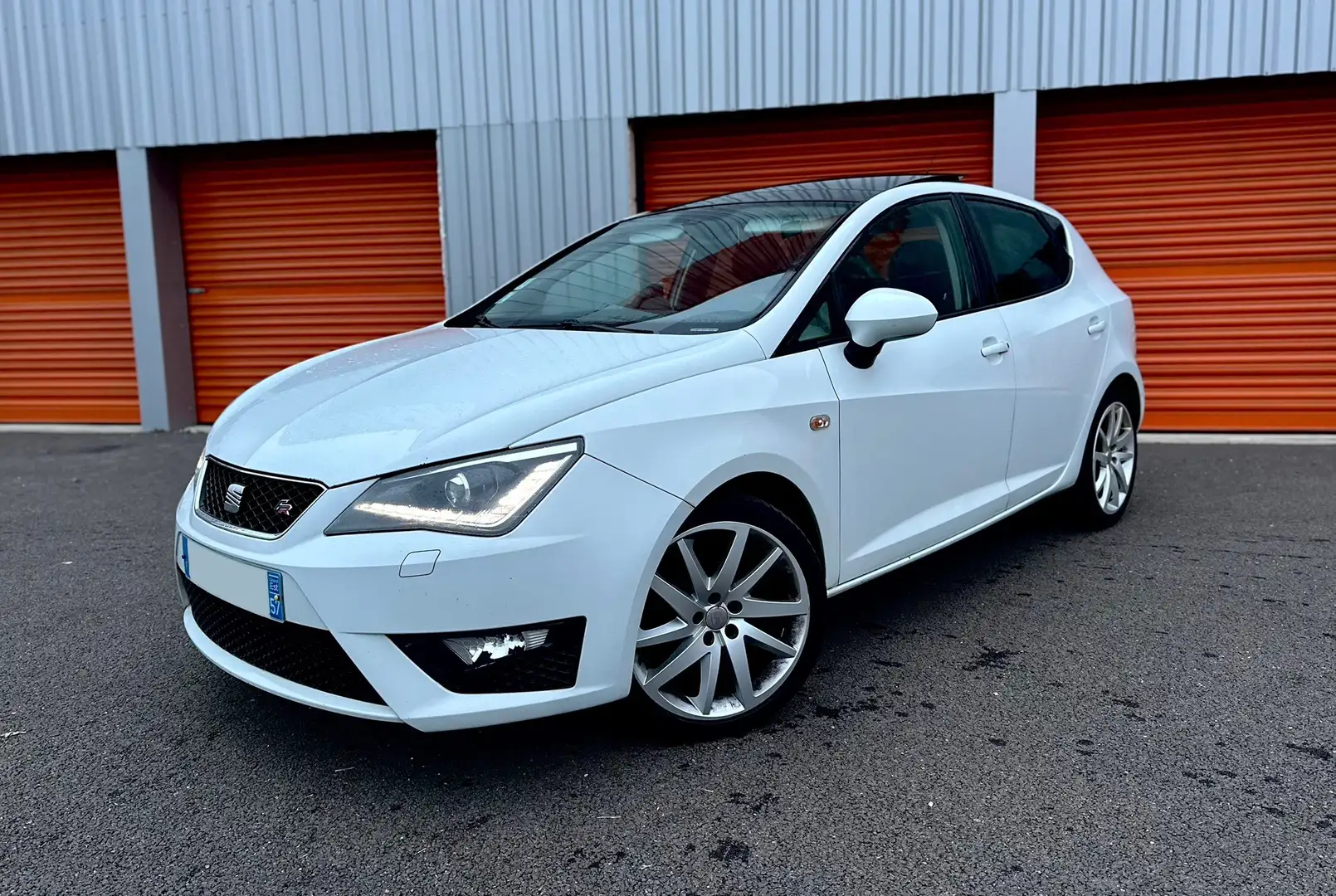 SEAT Ibiza 1.2 TSI 105 ch FR - 1