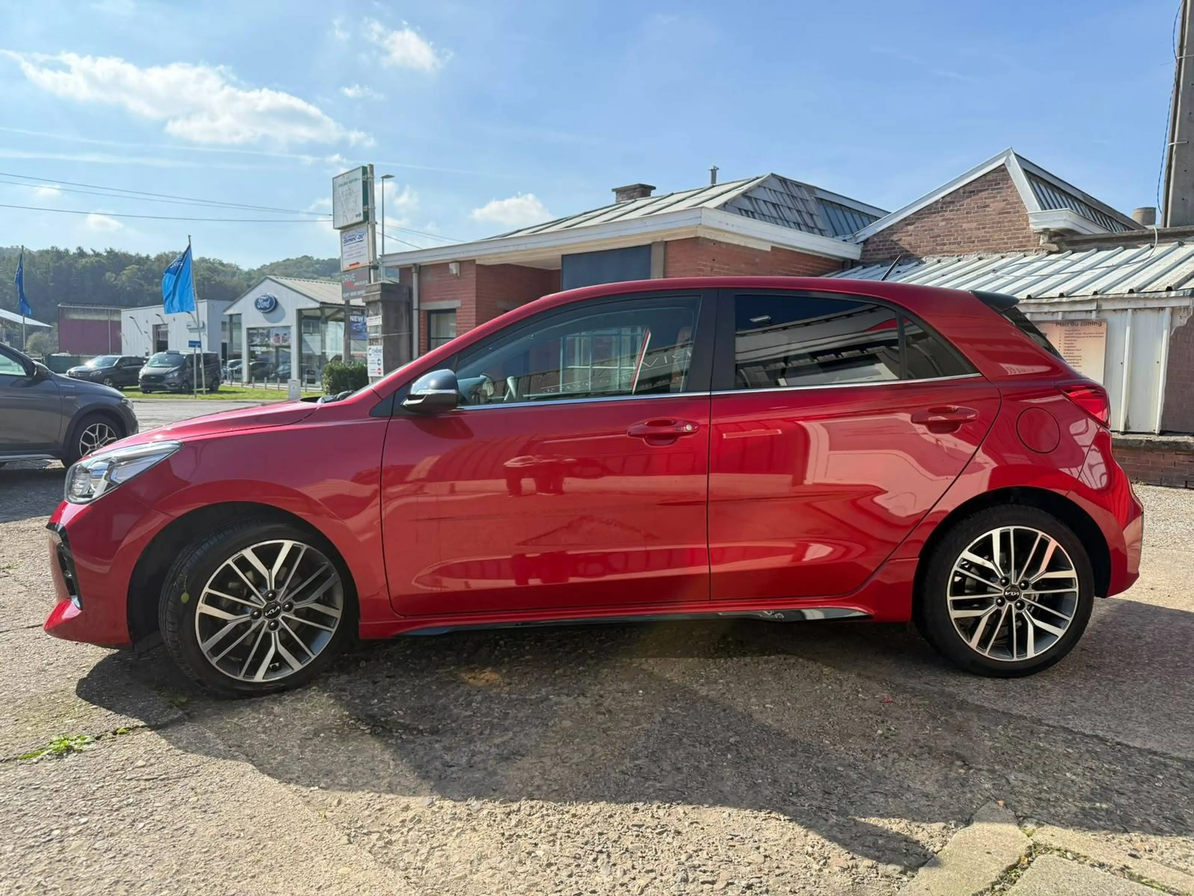 Kia Rio 1.0 GT-Line / Automatique / Carplay / Led / Camera / Capteurs — photo 3
