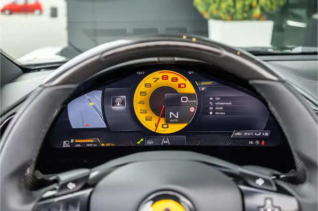 Ferrari Daytona view 15