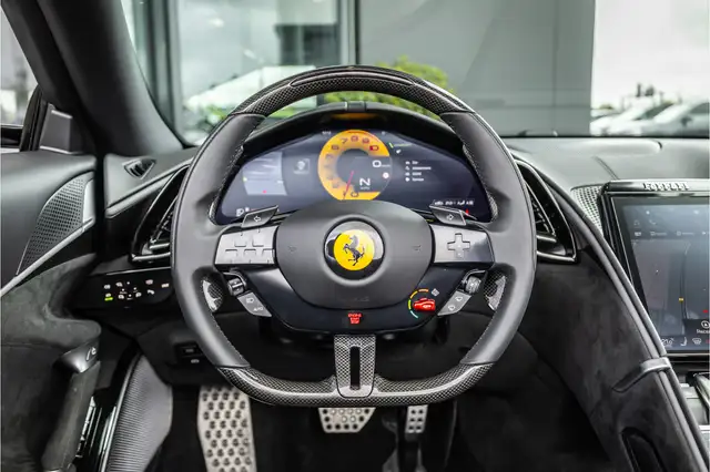 Ferrari Daytona view 14