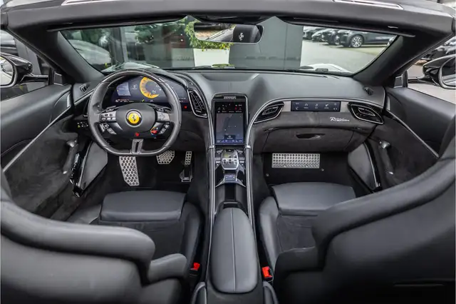 Ferrari Daytona view 11