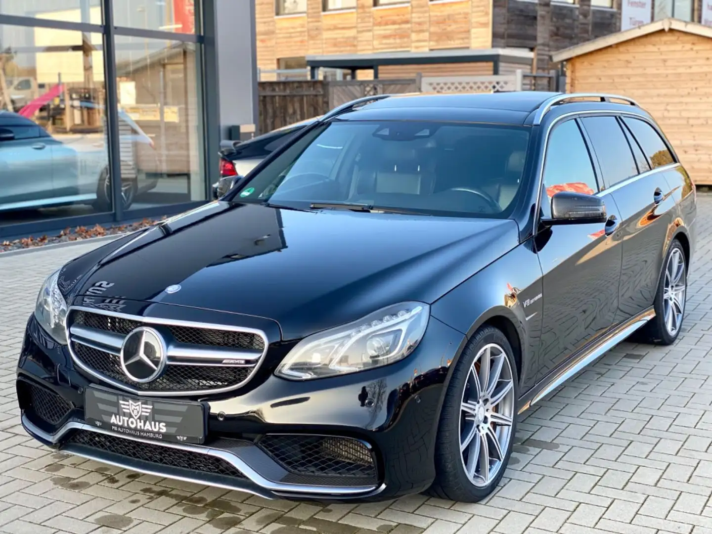 Mercedes-Benz E 63 AMG E-Klasse E 63 S AMG,4-Matic,Keramik,Carbon,VOLL Schwarz - 1