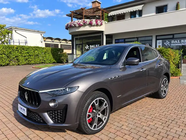 Maserati Levante V6 AWD Gransport
