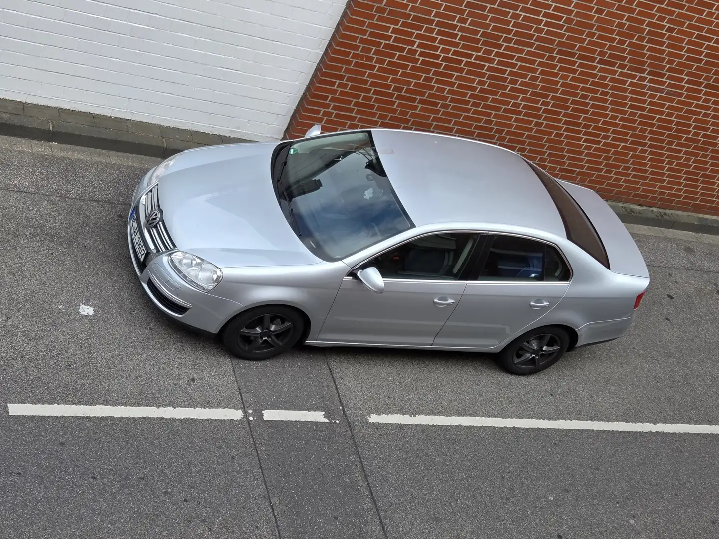 Volkswagen Jetta 2.0 TDI DPF DSG Comfortline - 1