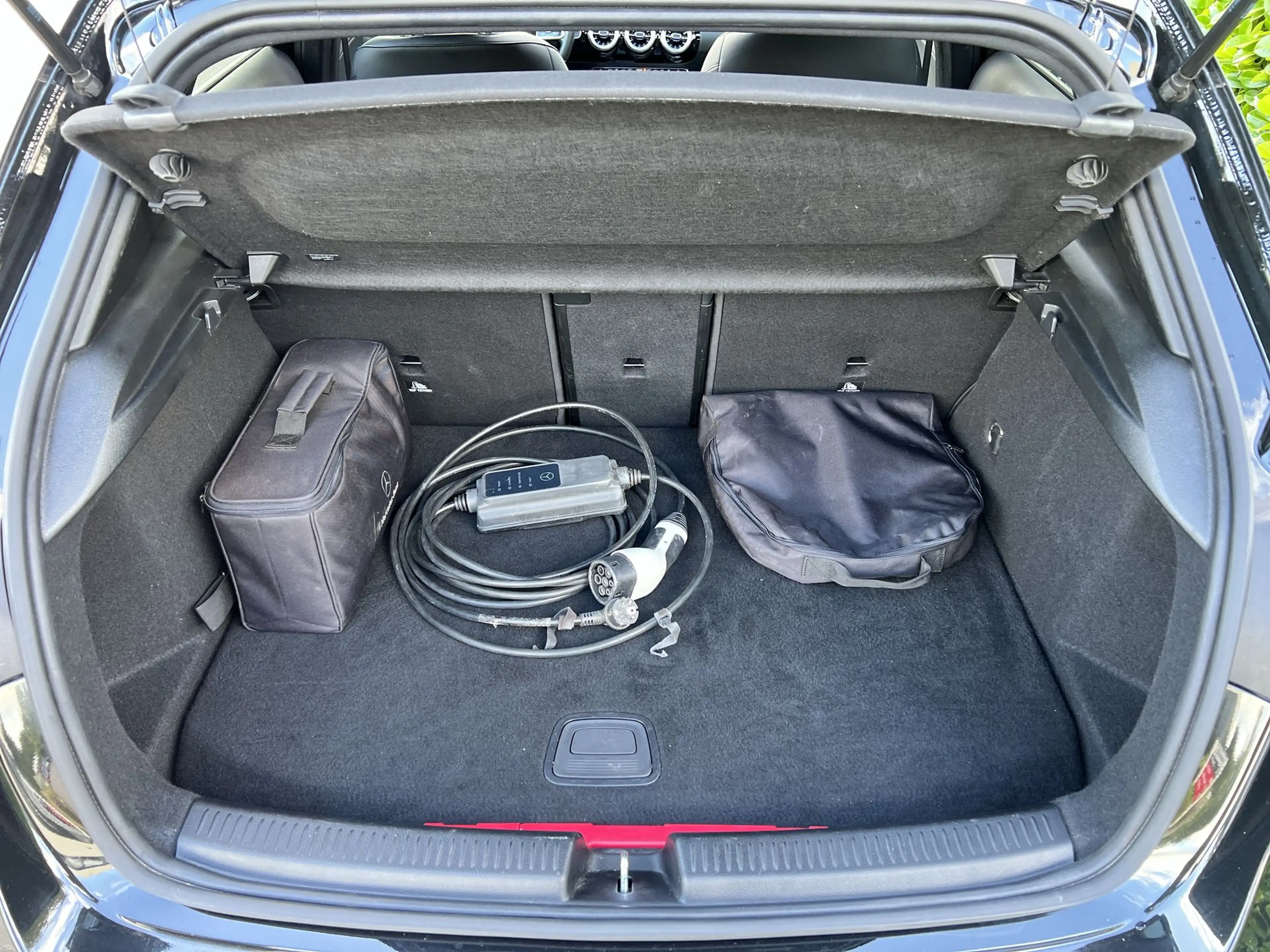 Mercedes-Benz A 250 e Business Solution Luxury Limited |MEMORY| PANO | — photo 23