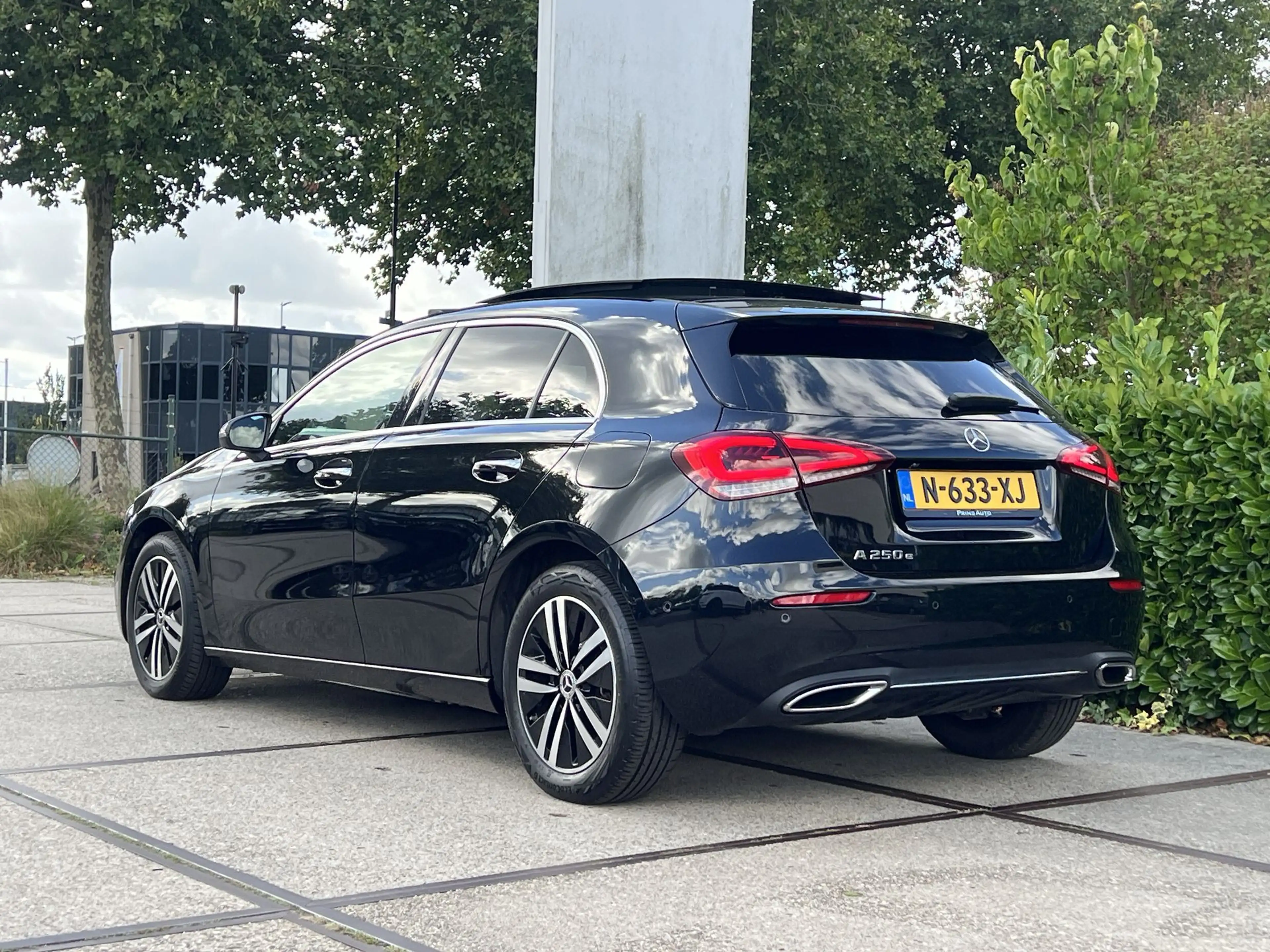 Mercedes-Benz A 250 e Business Solution Luxury Limited |MEMORY| PANO | — photo 6
