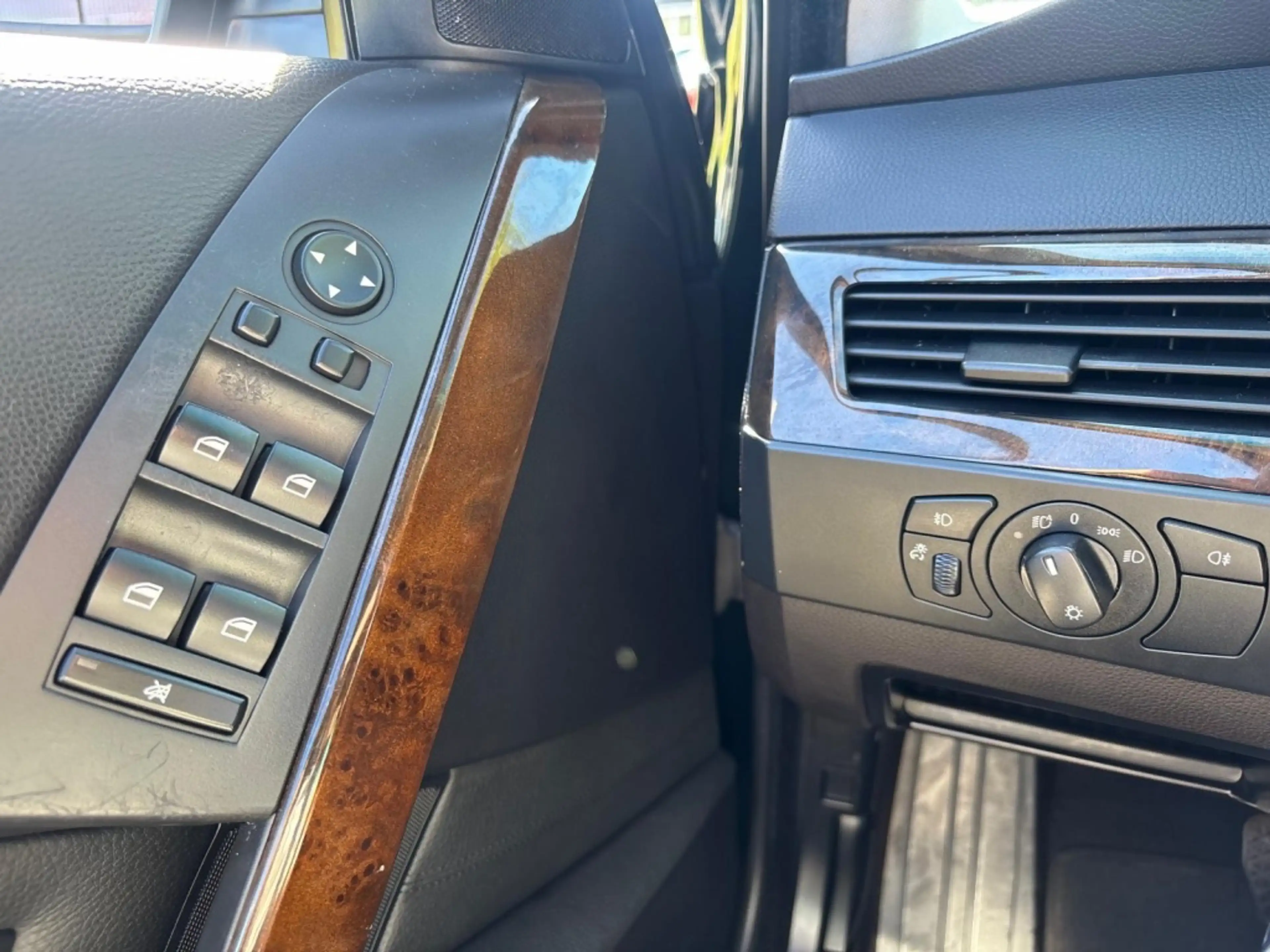 BMW 545 5-serie Touring 545i V8 High Executive 2004 Dealer — photo 15