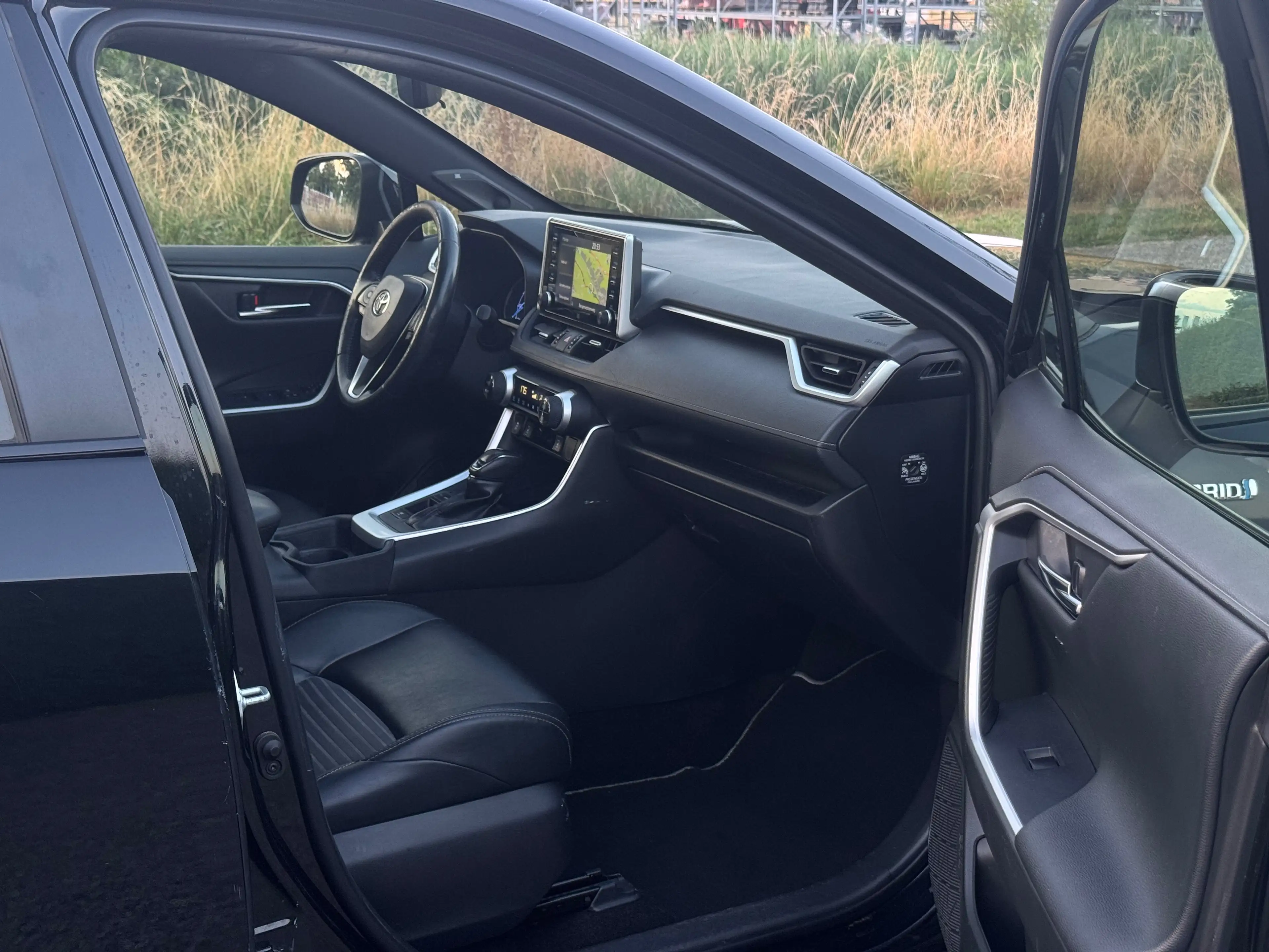 Toyota RAV 4 RAV4 Hybrid HEV 2.5i 2WD Black Edition (Li-ion) — photo 11