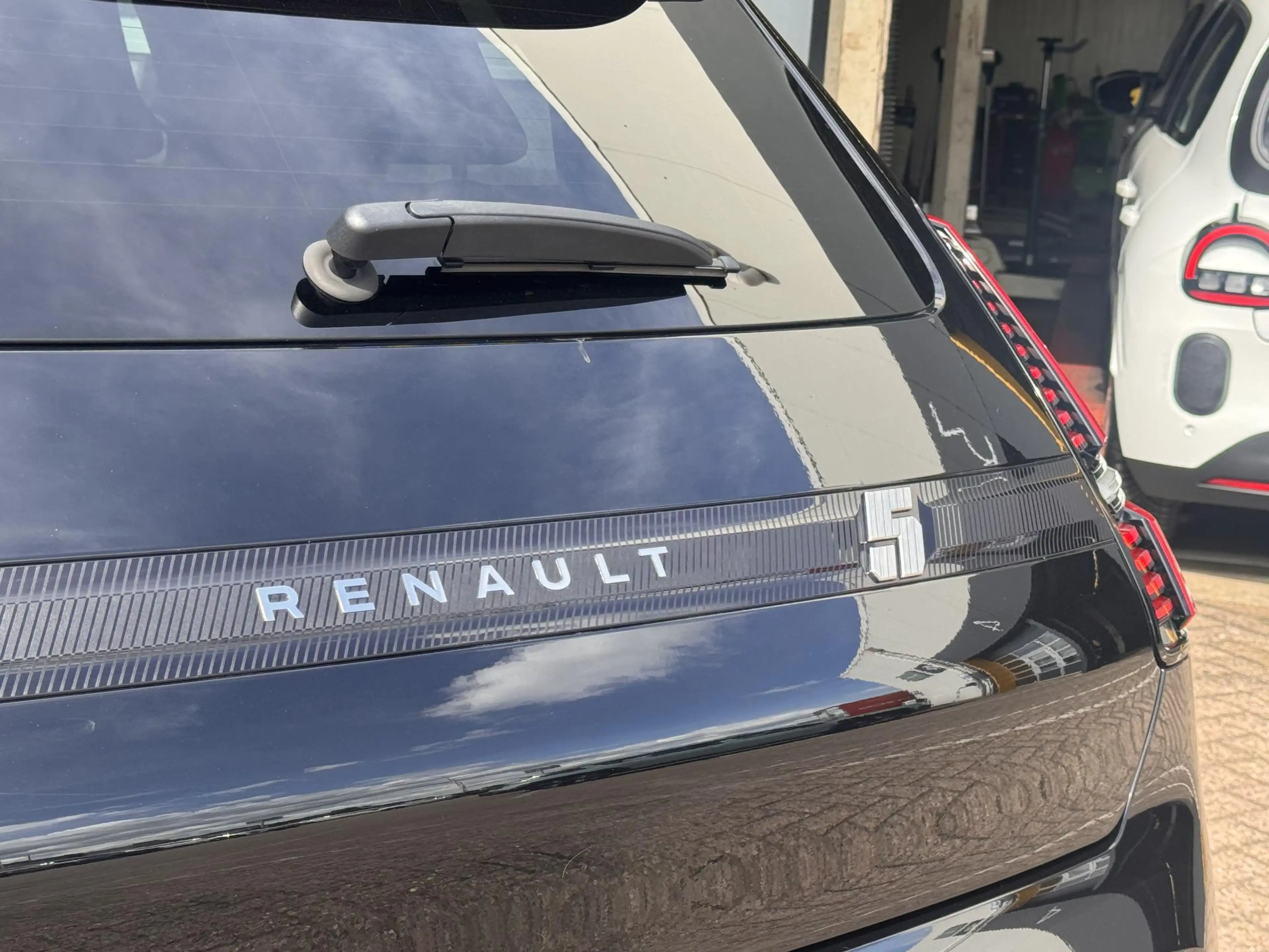 Renault R 5 comfort range techno 52 kWh NAP Climate Control  A — photo 24