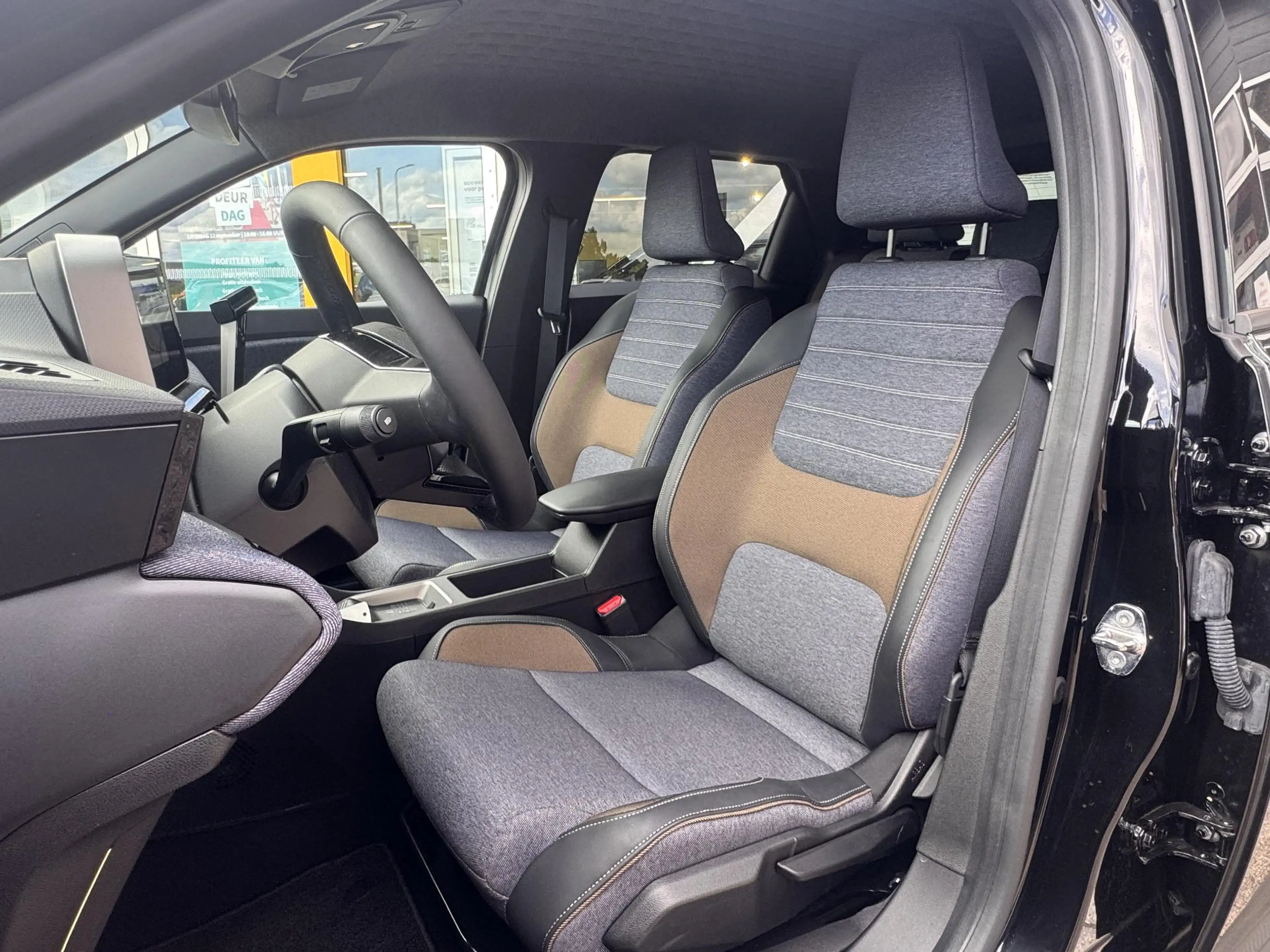 Renault R 5 comfort range techno 52 kWh NAP Climate Control  A — photo 5