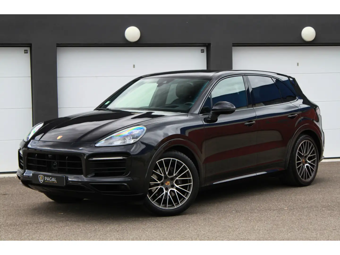 Porsche Cayenne E-HYBRID 462Ch | TO PANO | BOSE | PANO | ACC | HUD Schwarz - 1