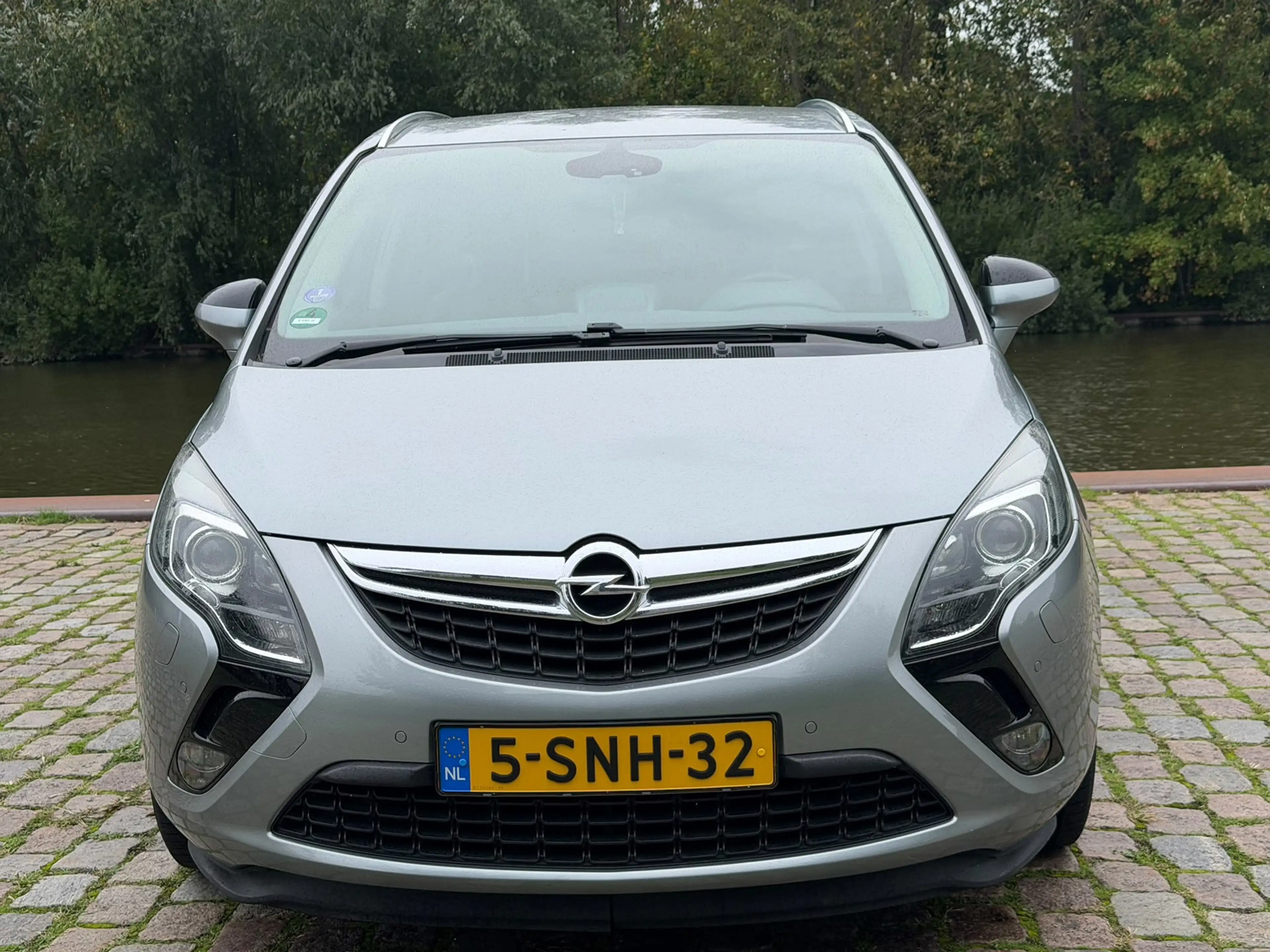 Opel Zafira Tourer 1.4 Cosmo 2e eigenaar dealer onderhouden leerbekel — photo 7