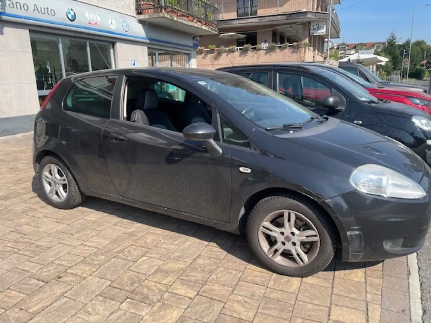 Fiat Grande Punto 1.3 MJT 90 CV 3p. Emotion Zwart - 2