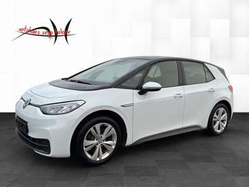 Pure Performance Bluetooth Navi LED Klima