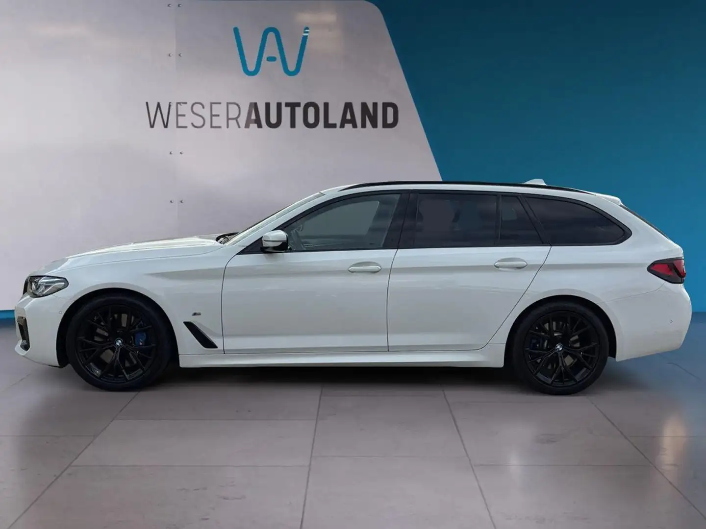 BMW 540 d xDrive M Sport LASER AHK KOMFORTSITZE H&K Weiß - 2
