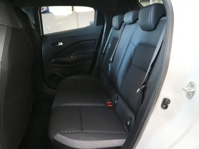 Nissan Juke view 16