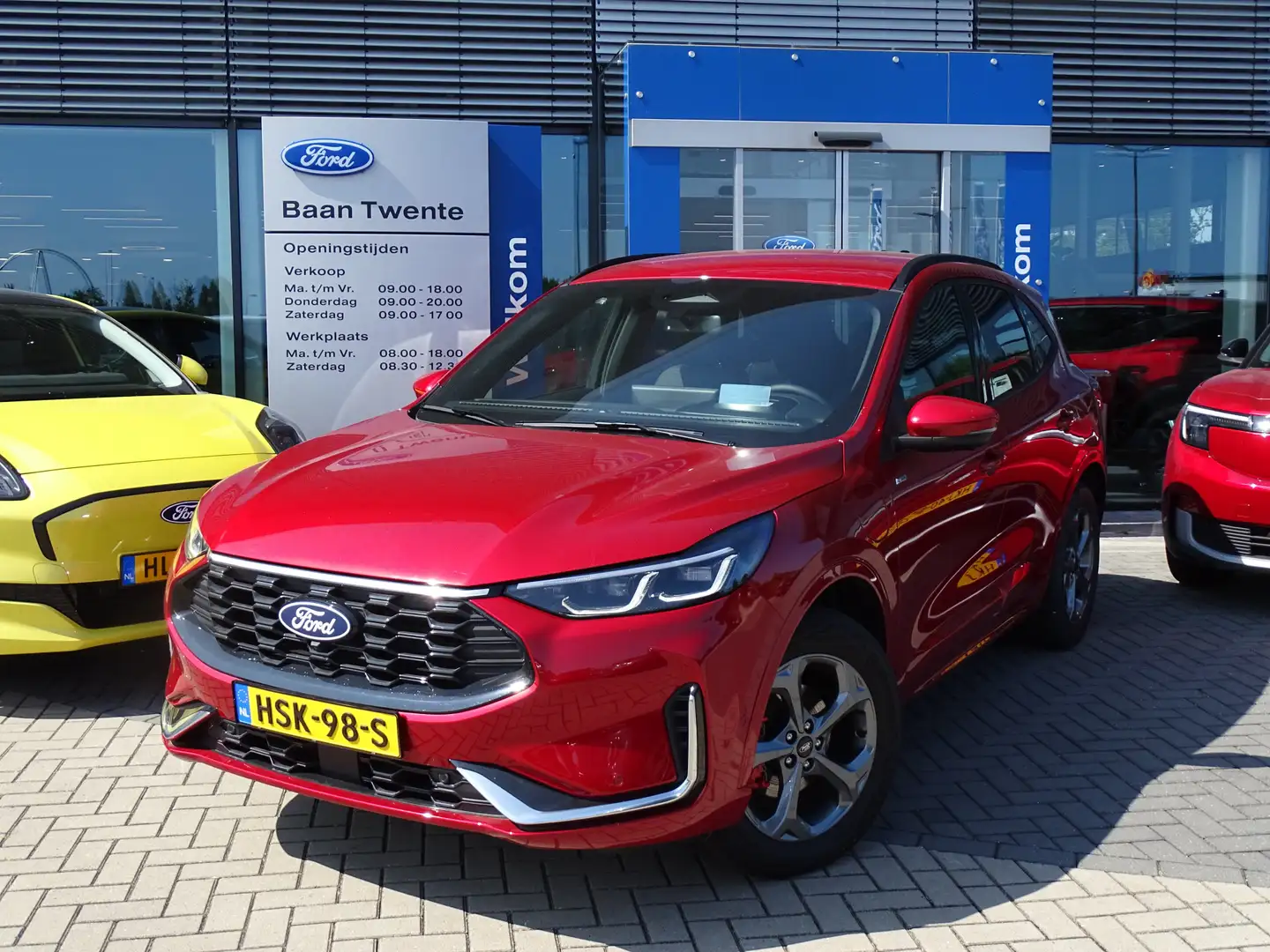 Ford Kuga 2.5 PHEV 243pk ST-Line X | Technology Pack | Winte Rosso - 2