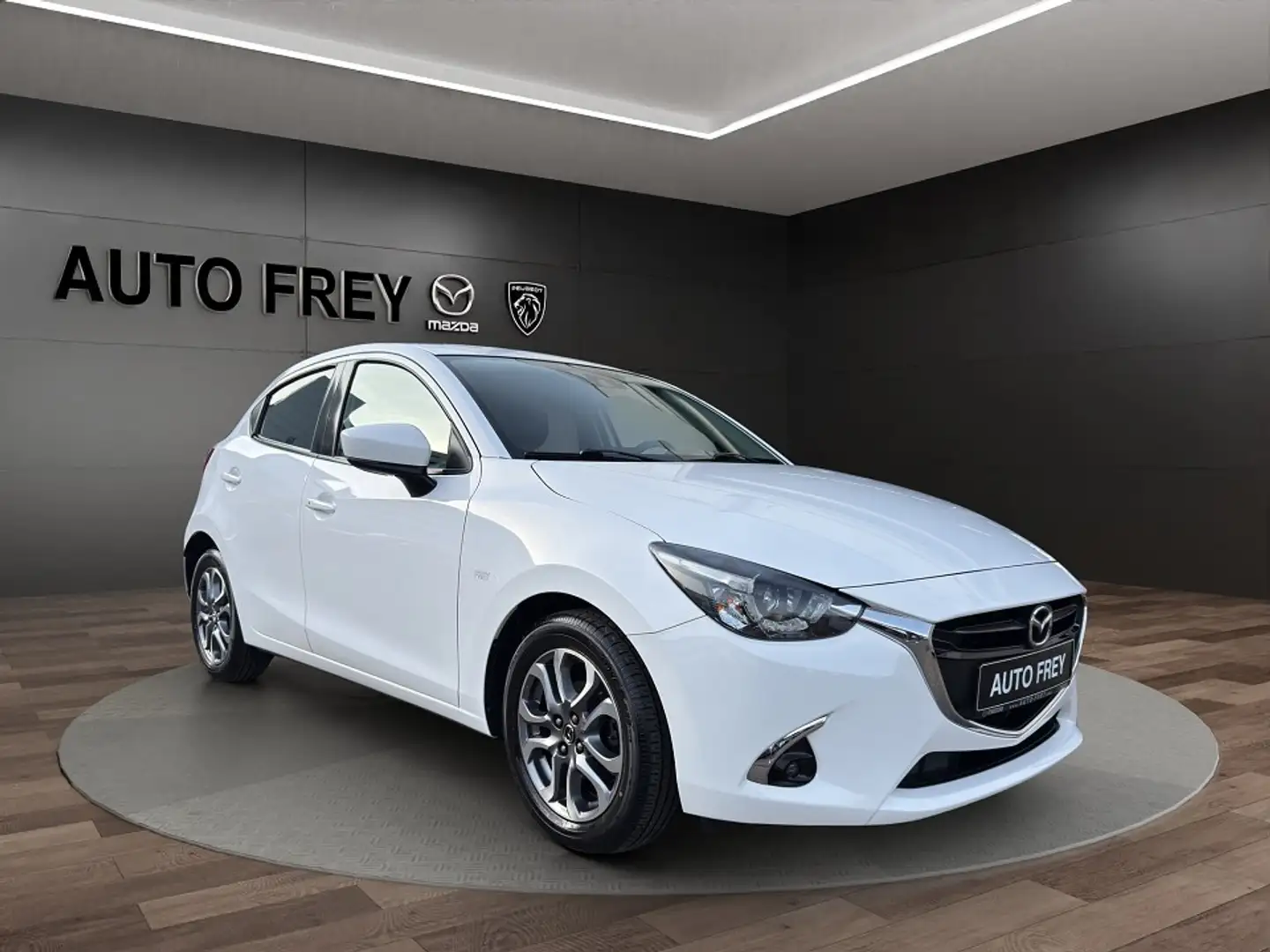 Mazda 2 90PS Kizoku-Intense KAMERA+LIC-P+TEC-P+NAVI+SITZHE Blanc - 1