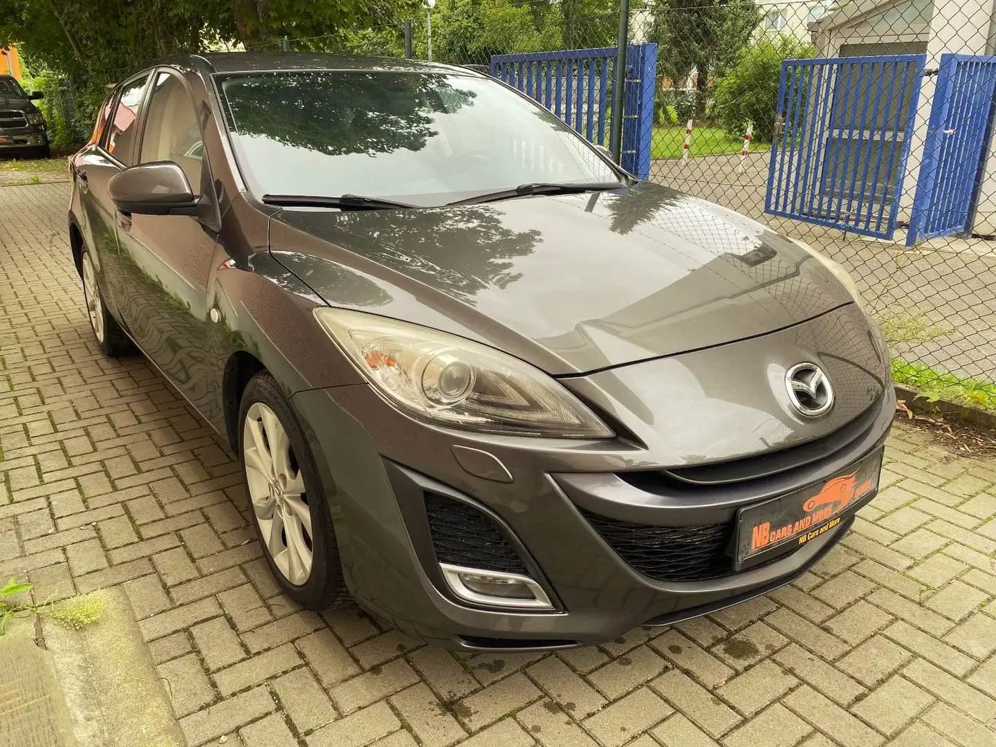 Mazda 3 Lim. Sports-Line, Xenon, Keyless, Bose 150PS!! Gris - 1