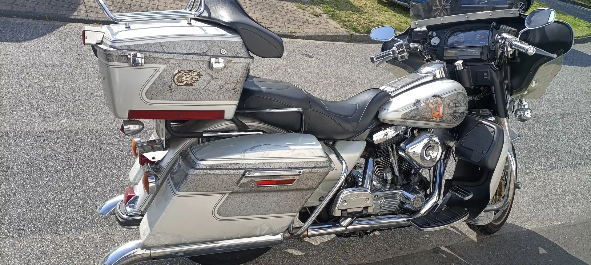 Harley-Davidson Electra Glide Silber - 2