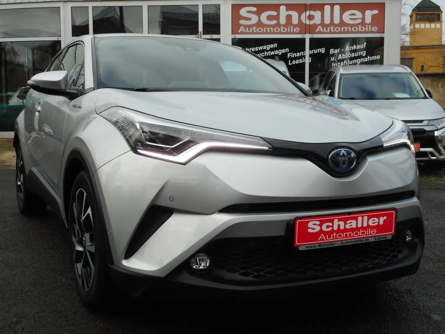 Toyota C-HR Hybrid Team D, LED, Navigation, 1. Hand! Silber - 1