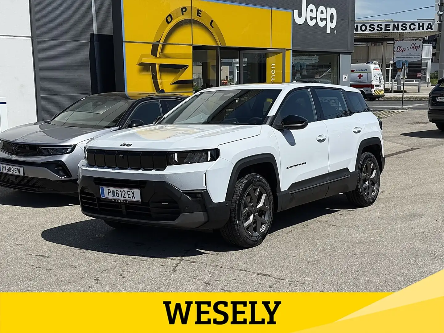 Jeep Compass 1.2 e-Hybrid Altitude e-DCT6 Weiß - 1