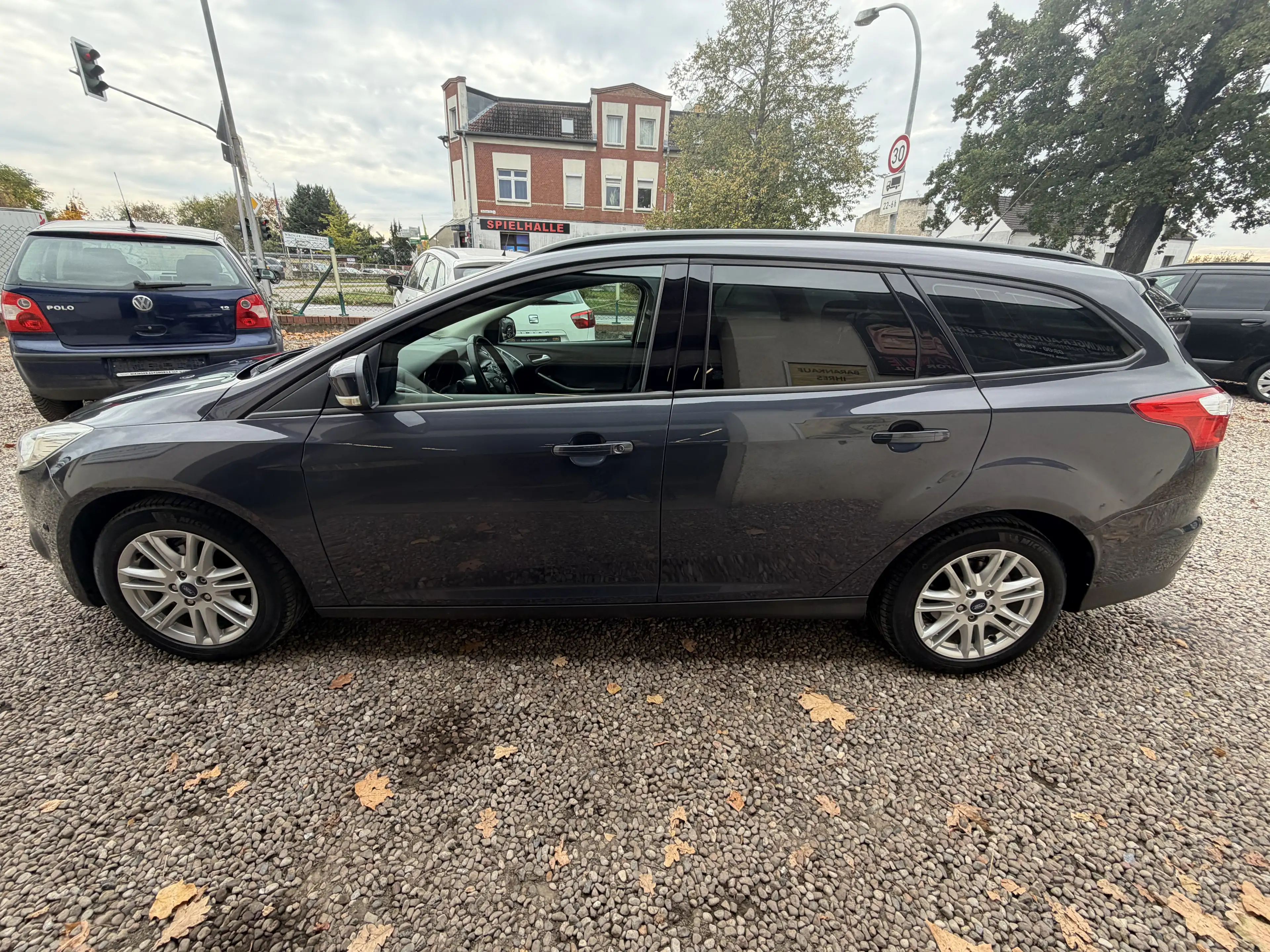 Ford Focus Turnier Sync Edition 1.0 EB * Klima * Navi * Service + HU neu — photo 12