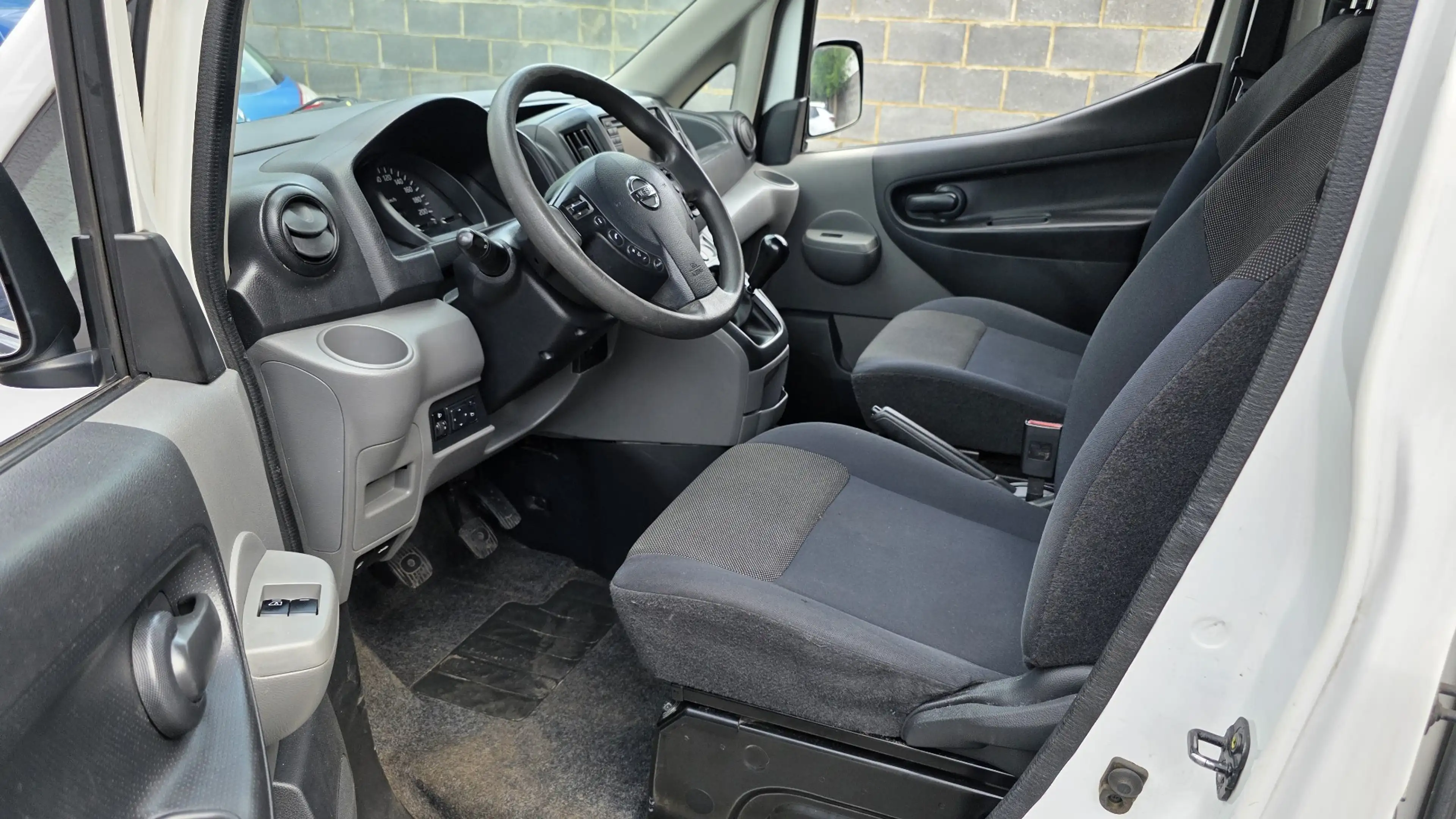 Nissan NV200 1.5 dCi / Utilitaire / Keyless-goo / Gps / Cliim — photo 13